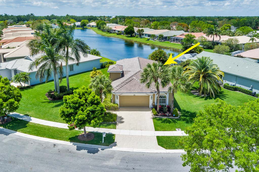 Photo of 9119 Bay Point Circle, West Palm Beach, FL 33411 (MLS # B26061498)