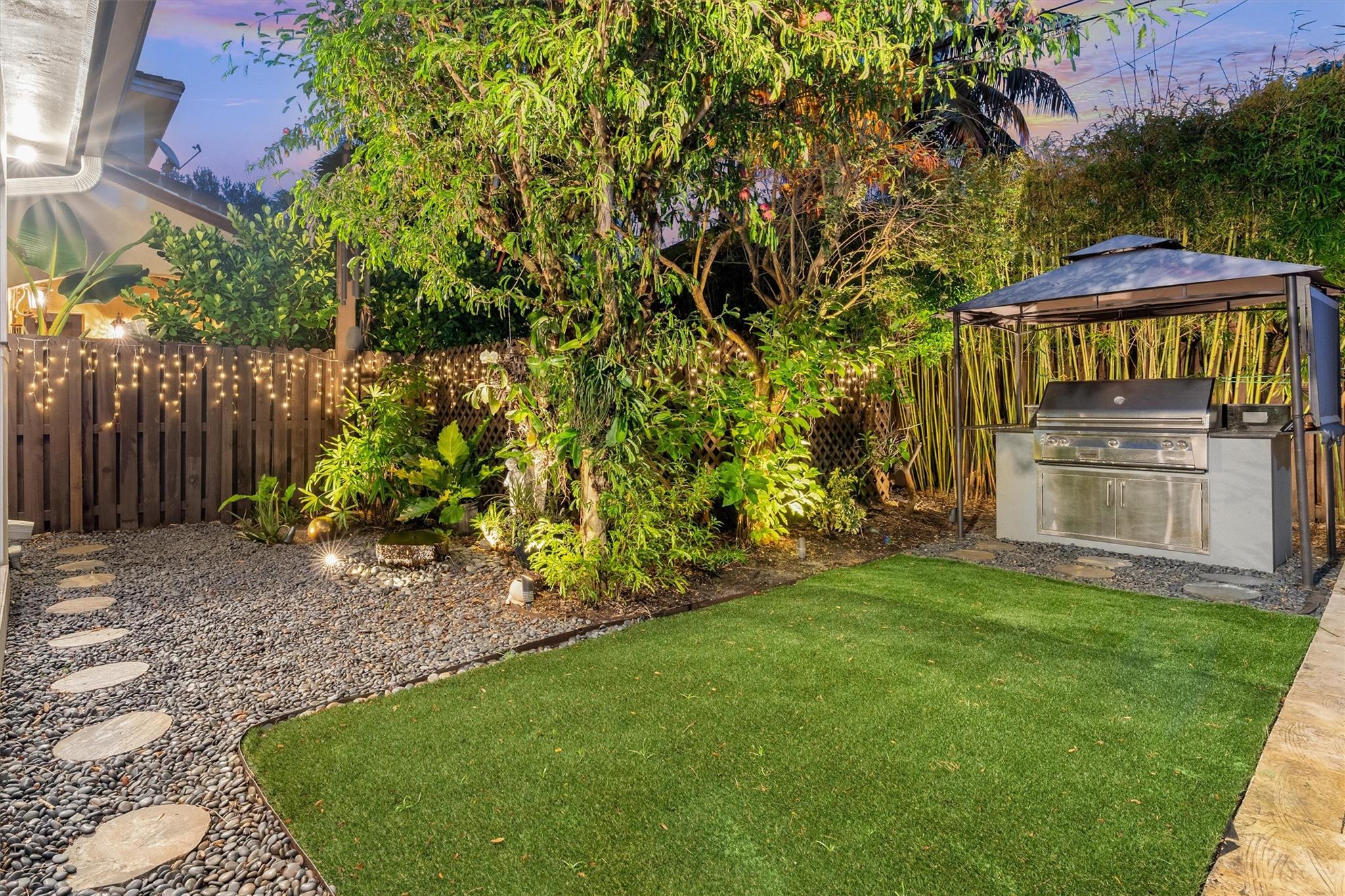 Rio Vista C J Hectors Res - Residential