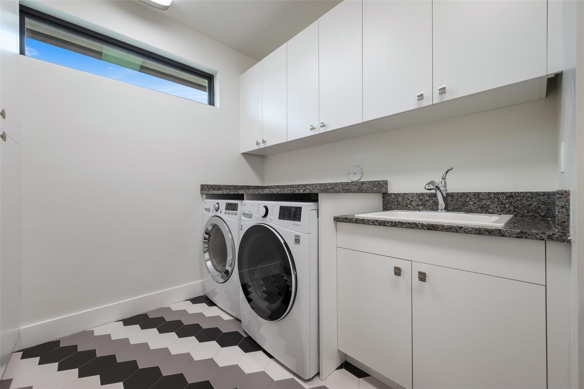 Rio Vista C J Hectors Res - Residential