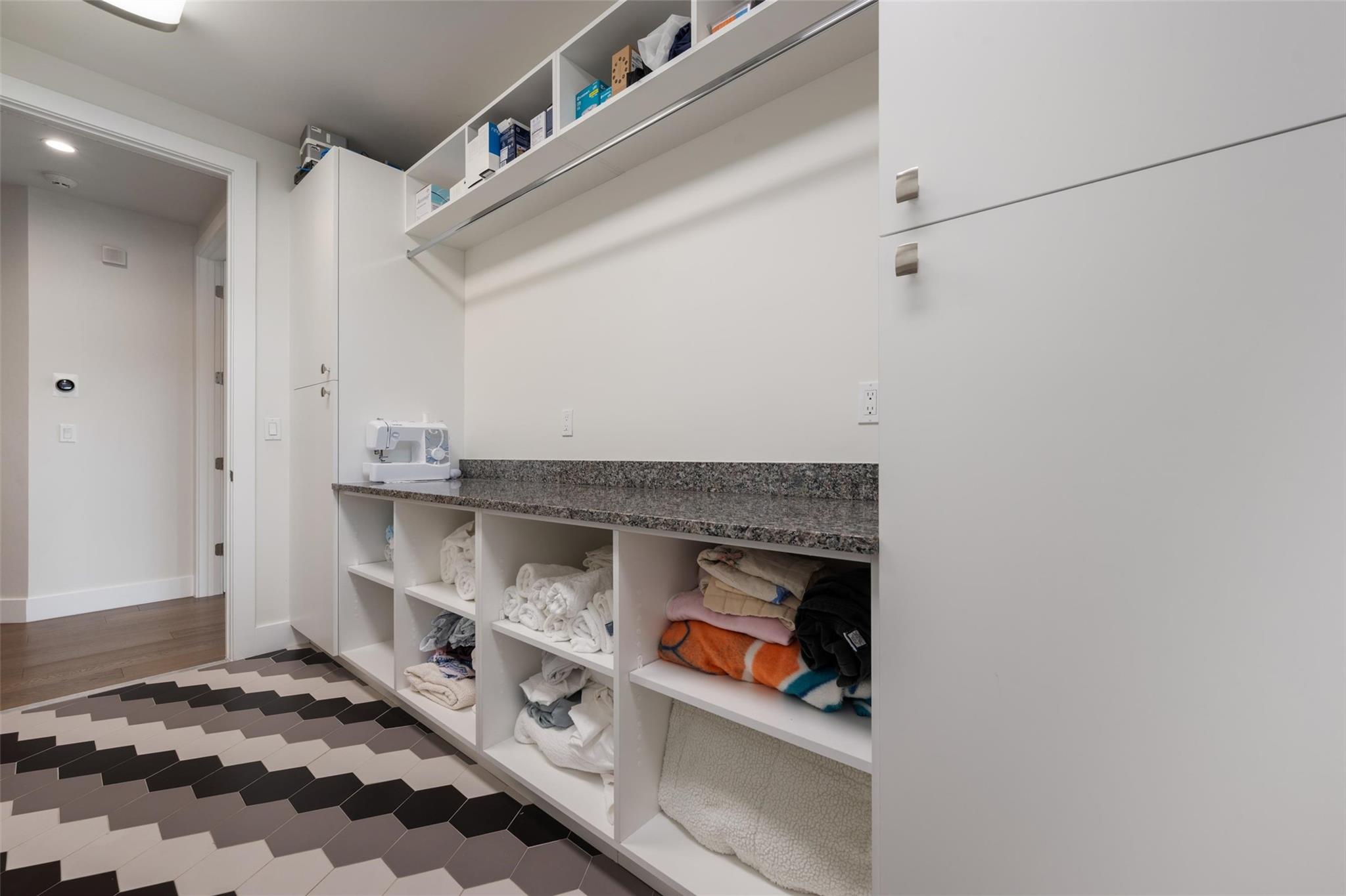 Rio Vista C J Hectors Res - Residential