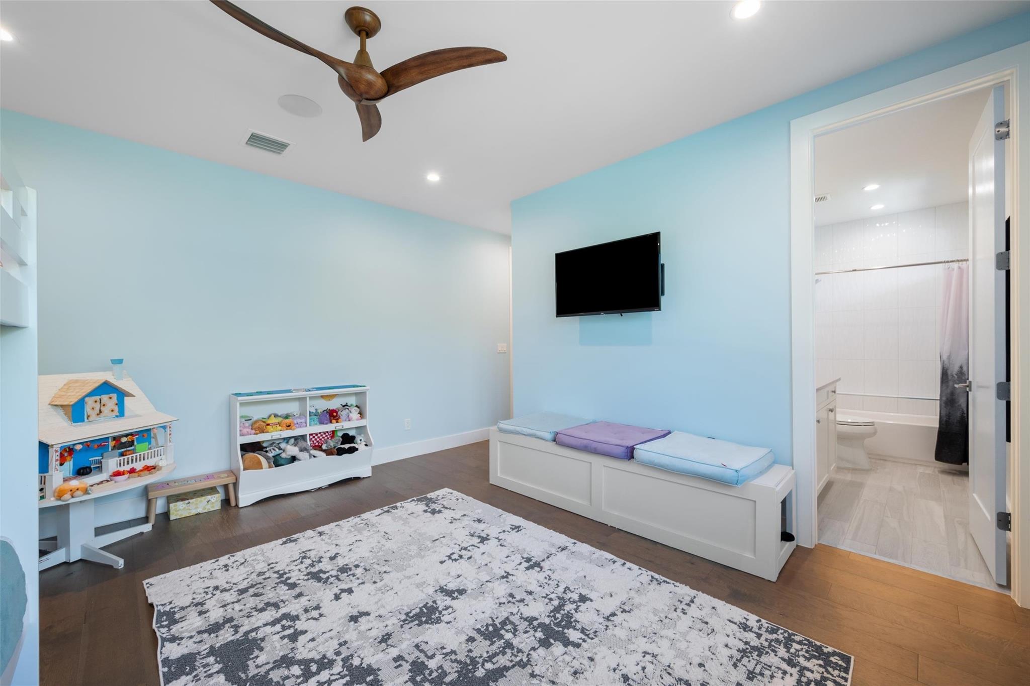 Rio Vista C J Hectors Res - Residential