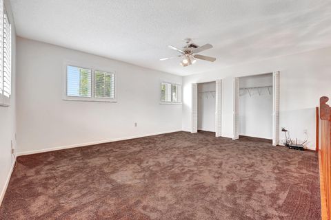 Single Family Residence in Davie FL 15602 Ravenswicke Mnr Mnr 40.jpg