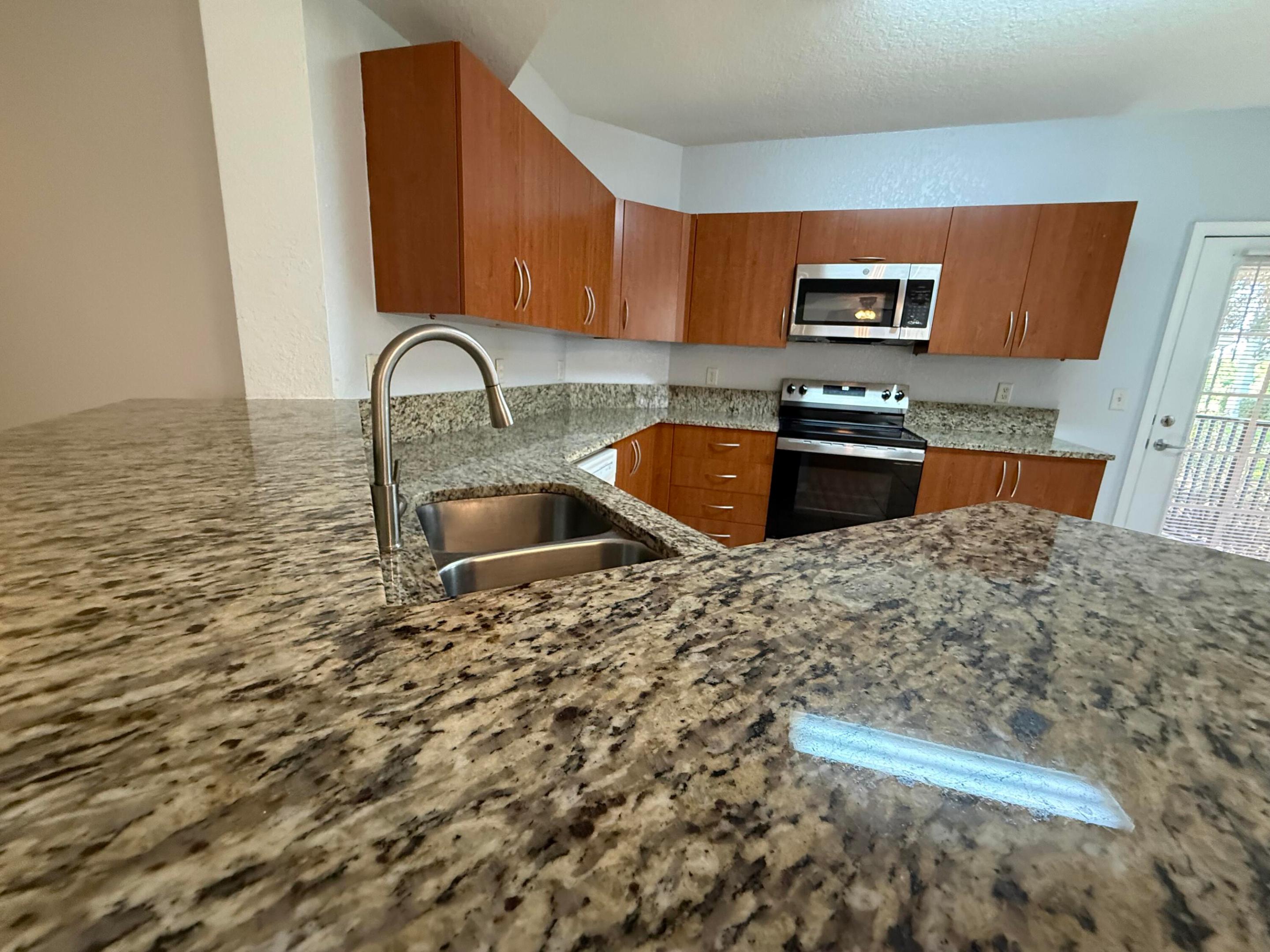 144 SW Peacock Boulevard 23-101