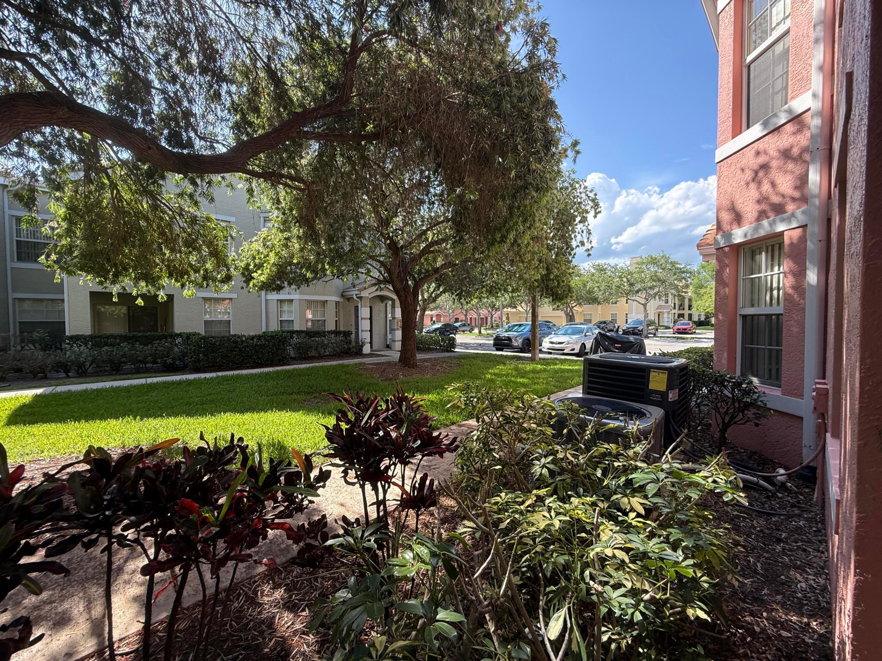 144 SW Peacock Boulevard 23-101