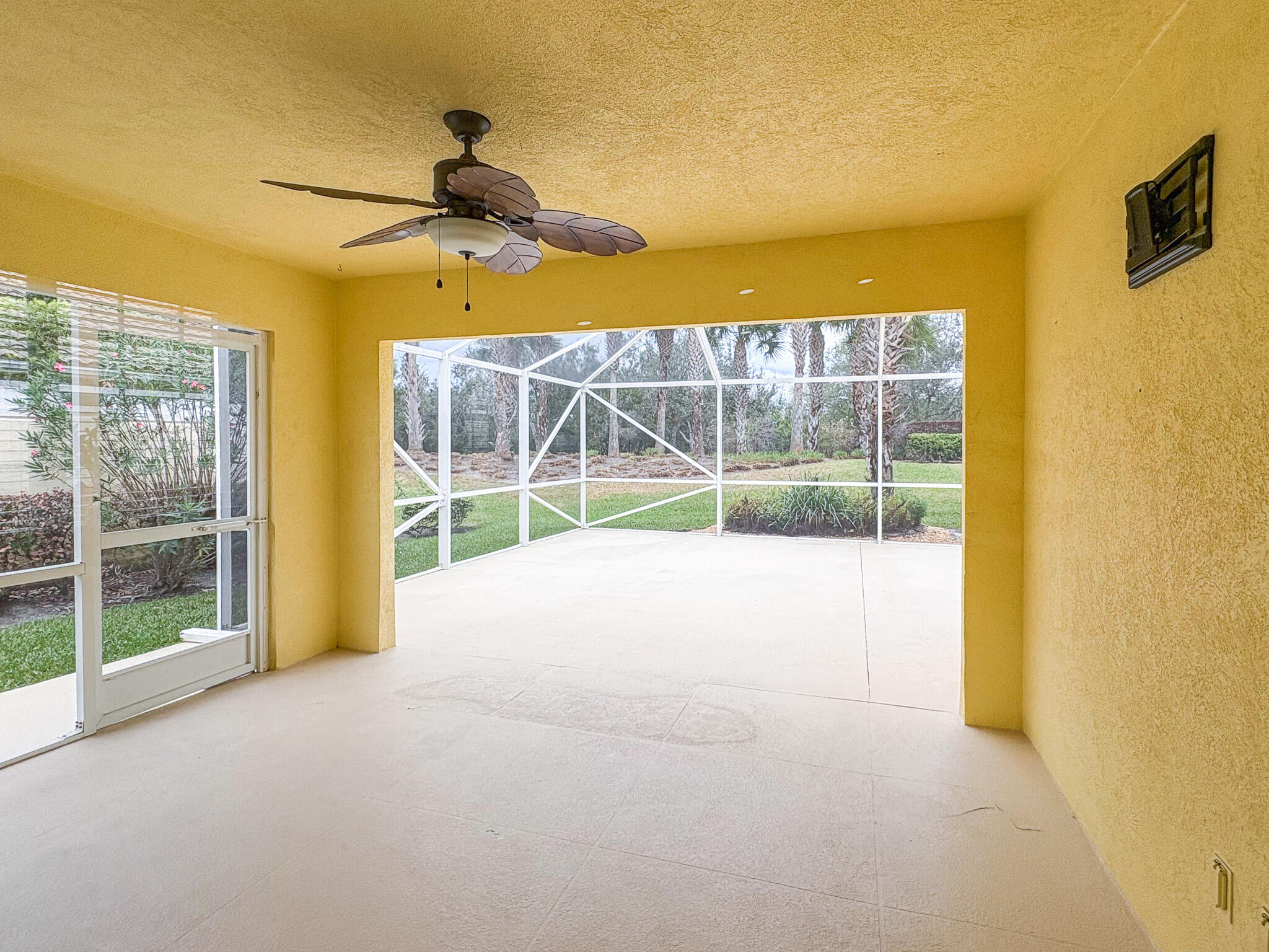 The Lakes at Tradition - Residential