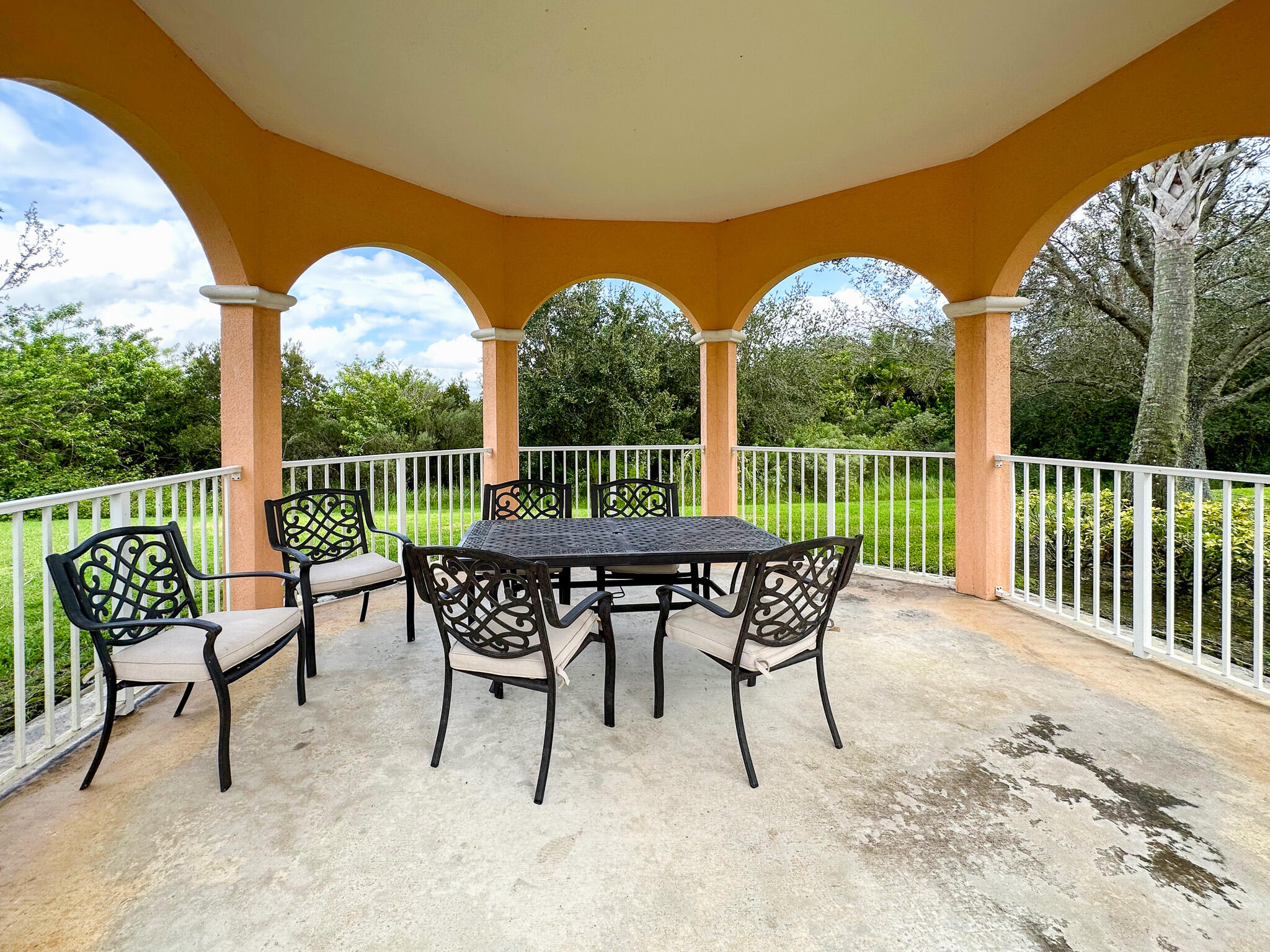 The Lakes at Tradition - Residential