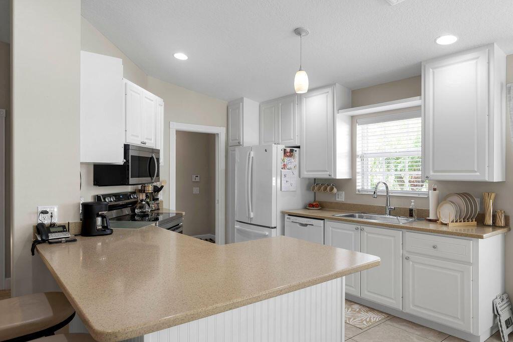 The Lakes at Tradition - Residential