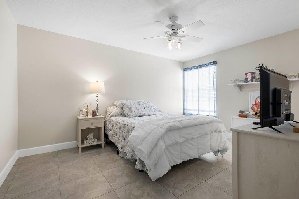 The Lakes at Tradition - Residential