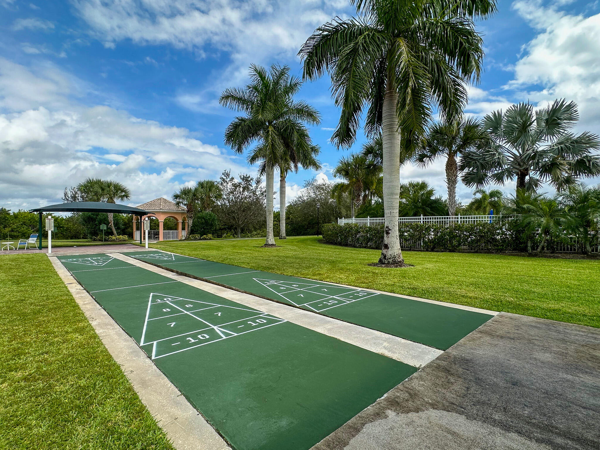 The Lakes at Tradition - Residential