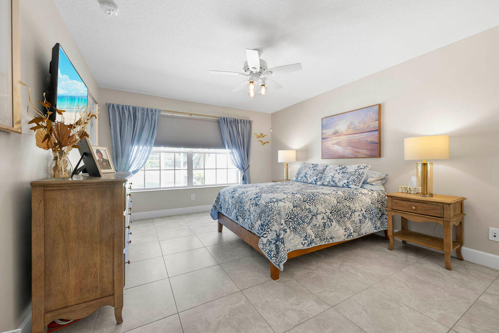 The Lakes at Tradition - Residential