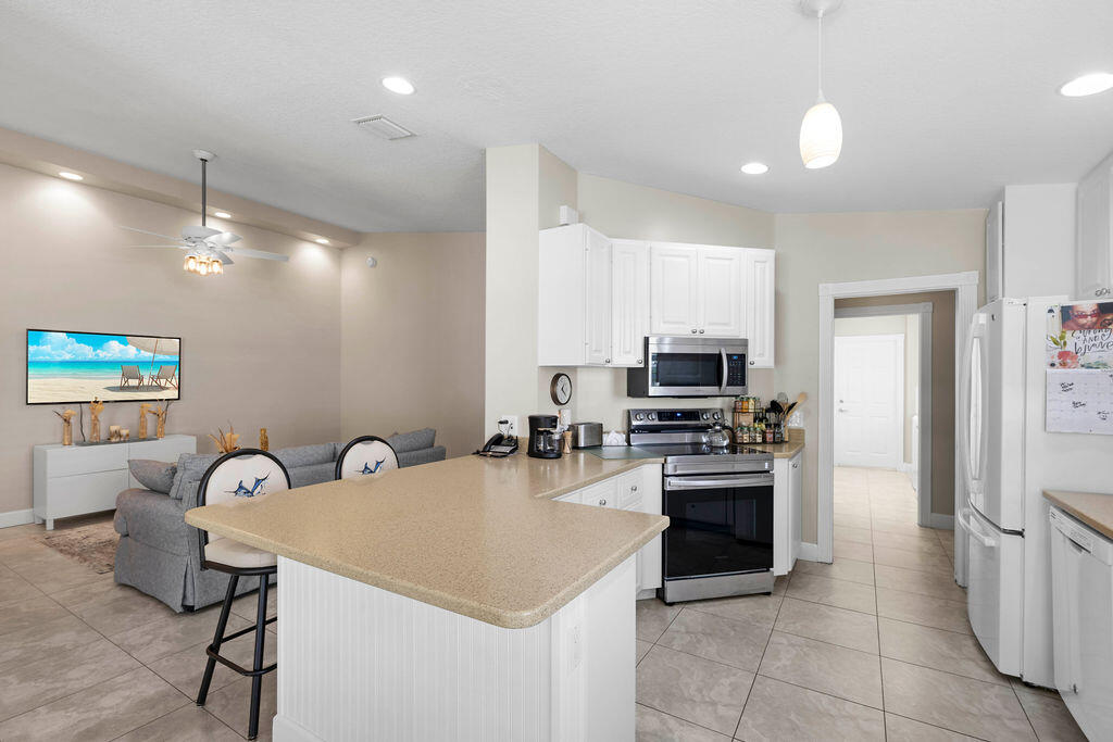 The Lakes at Tradition - Residential