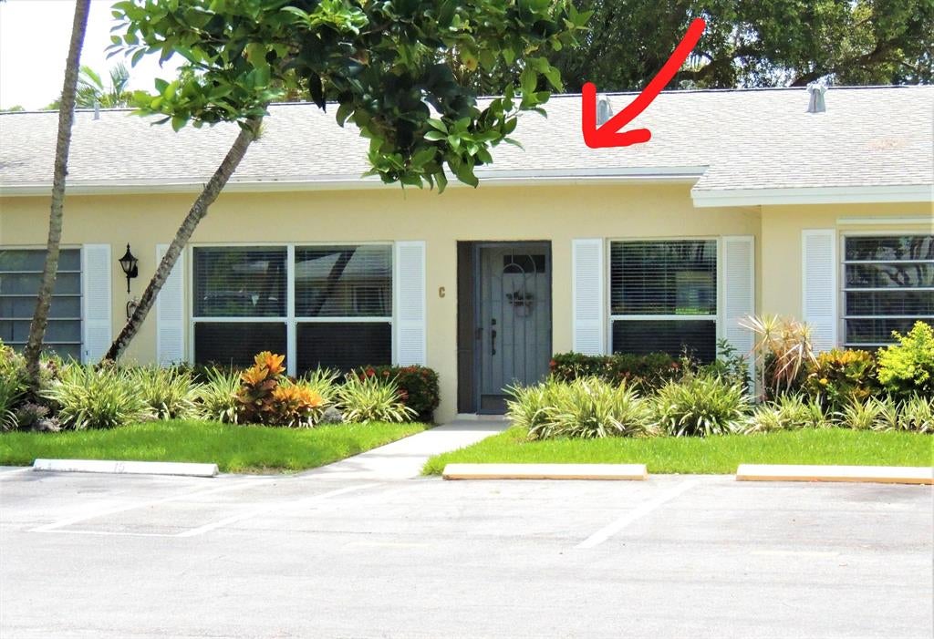 Photo of 13831 Via Flora #C, Delray Beach, FL 33484 (MLS # R10636780)
