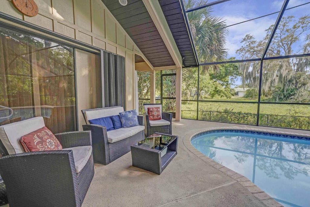 Photo of 522 SW Timber Trail, Stuart, FL 34997 (MLS # R10981484)