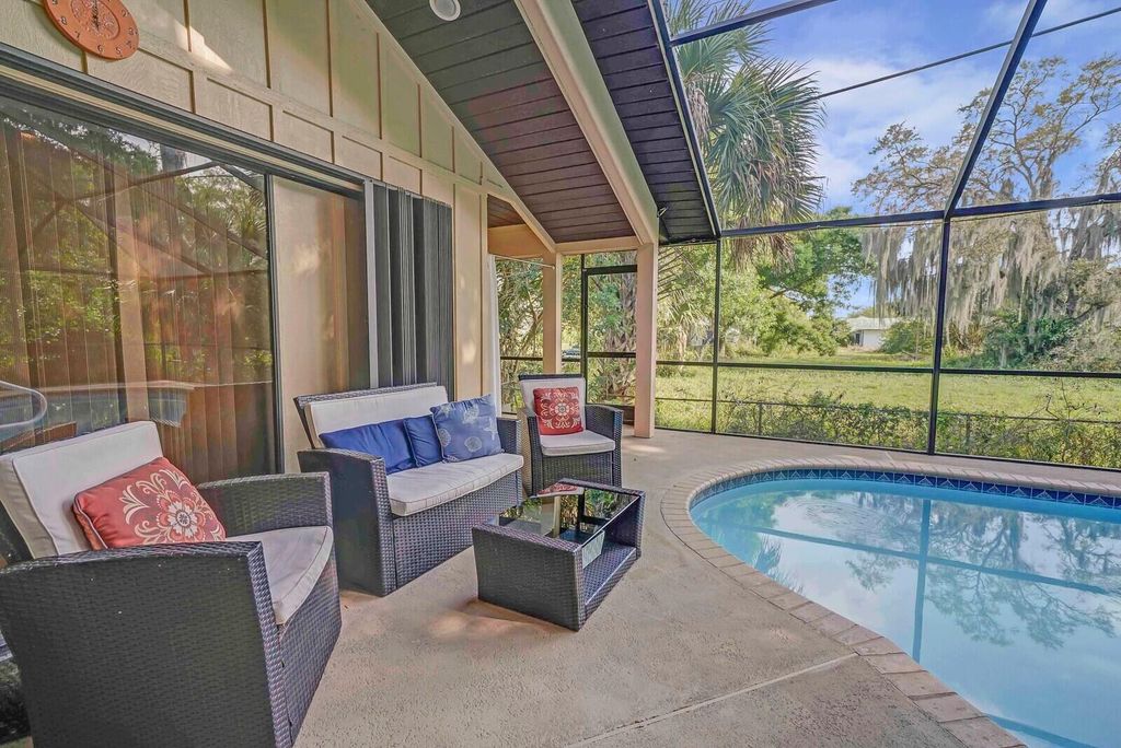 Photo of 522 SW Timber Trail, Stuart, FL 34997 (MLS # R10981484)