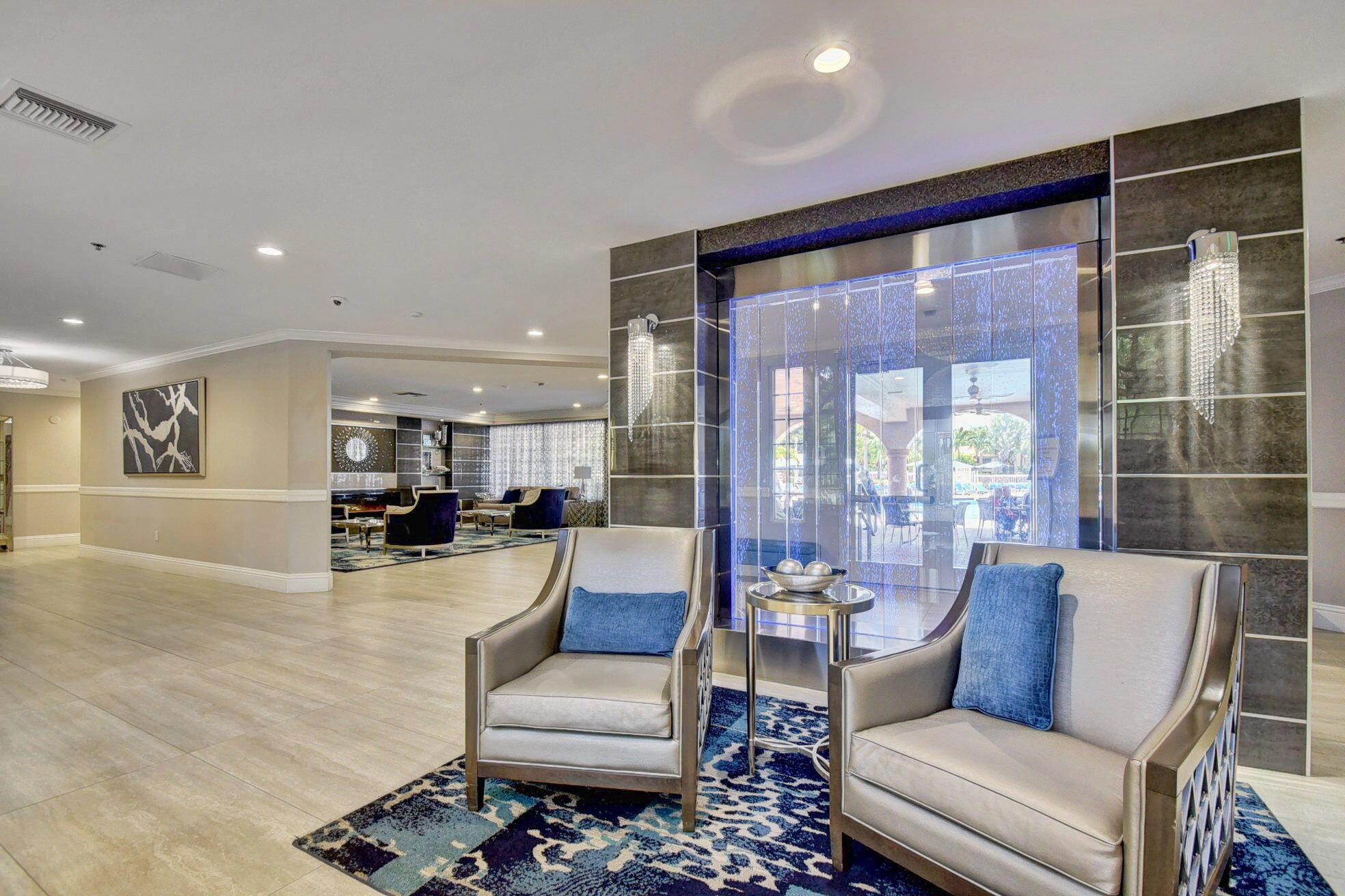 DIAMANTE VILLAGE CONDO - Residential