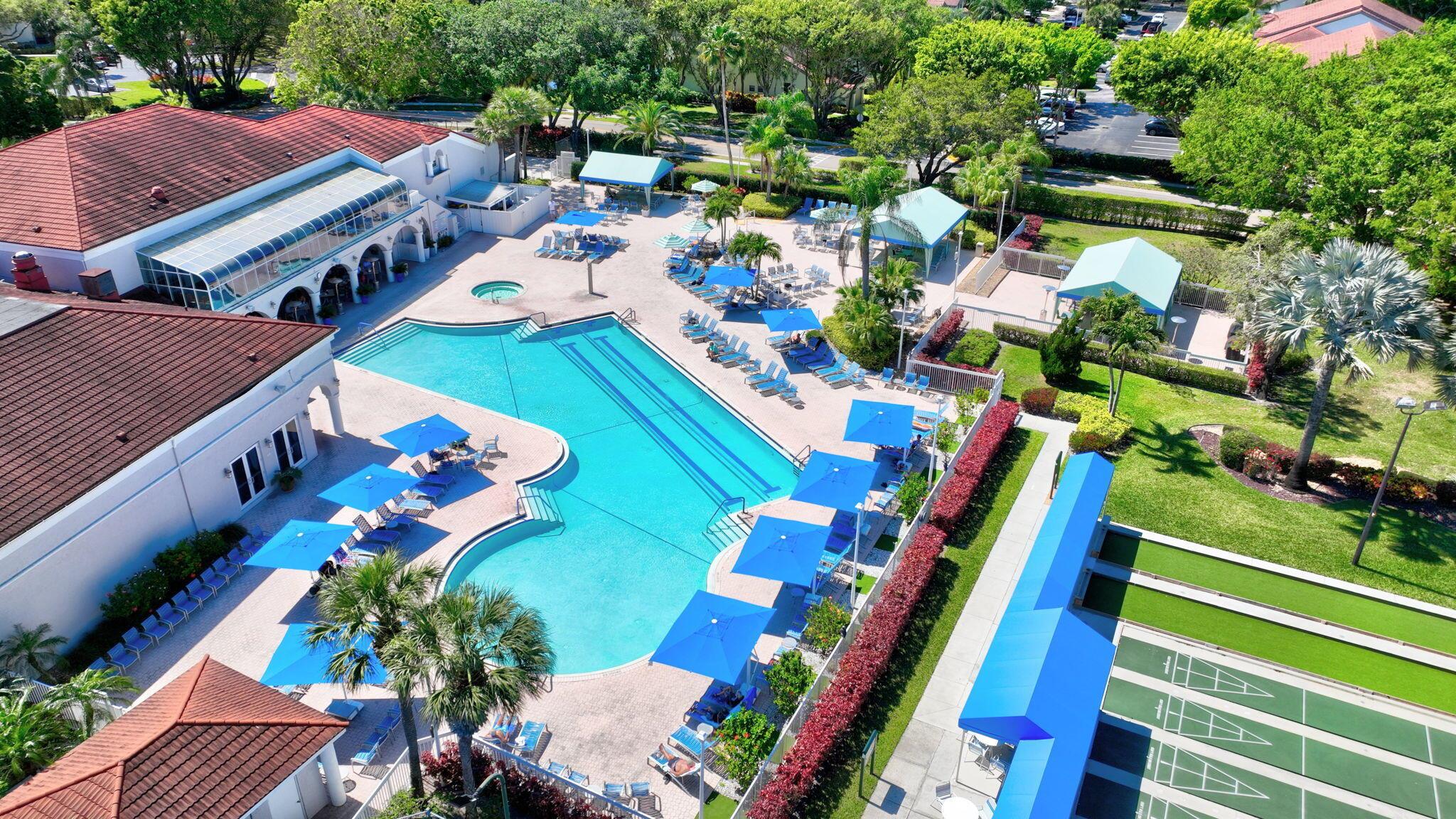 DIAMANTE VILLAGE CONDO - Residential