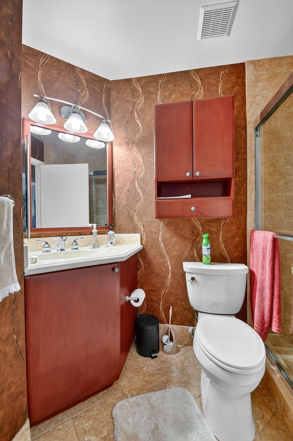 DIAMANTE VILLAGE CONDO - Residential