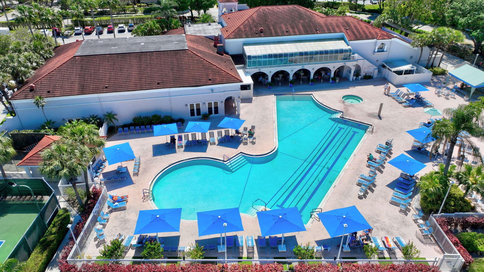 DIAMANTE VILLAGE CONDO - Residential