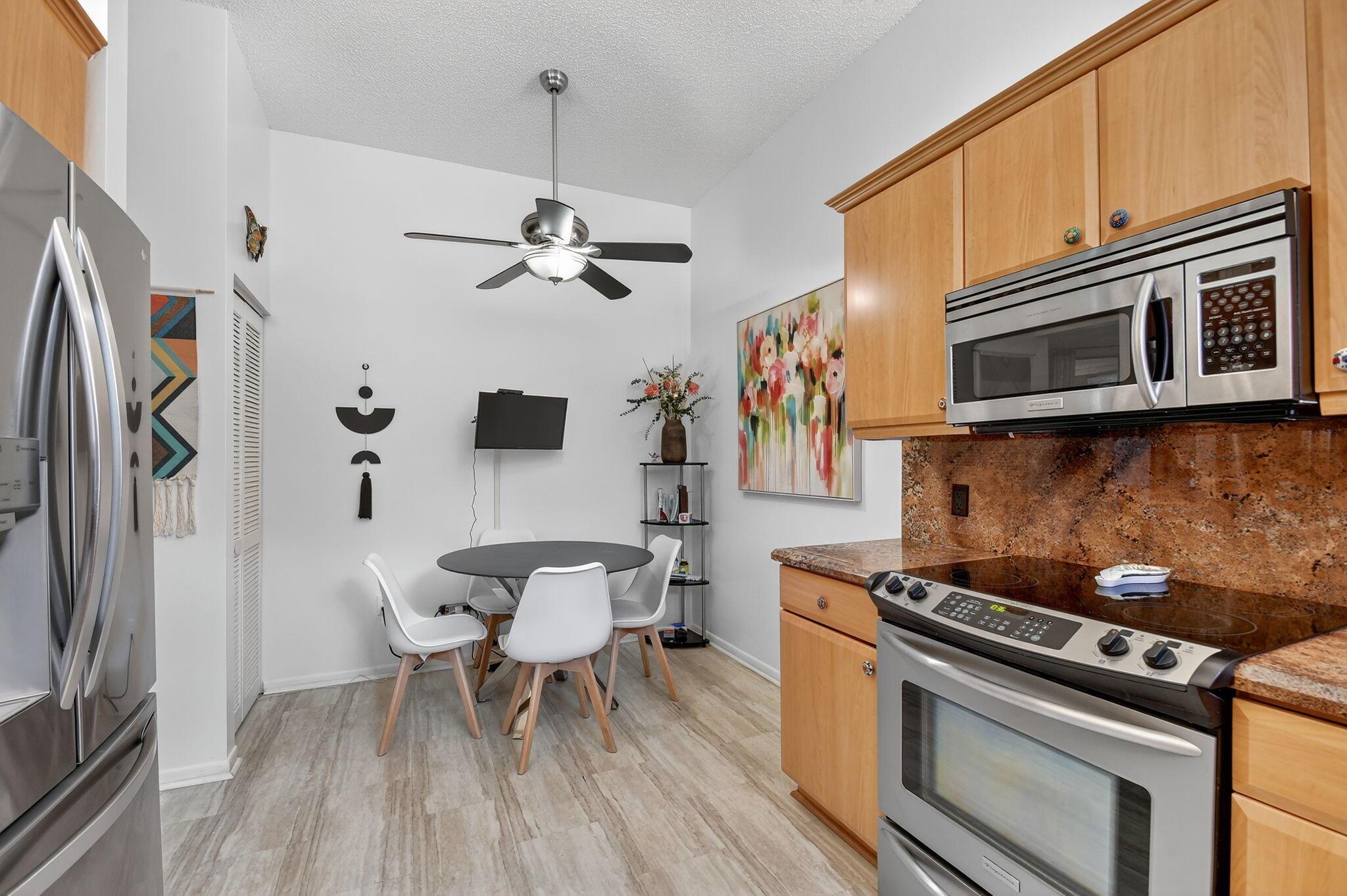 DIAMANTE VILLAGE CONDO - Residential