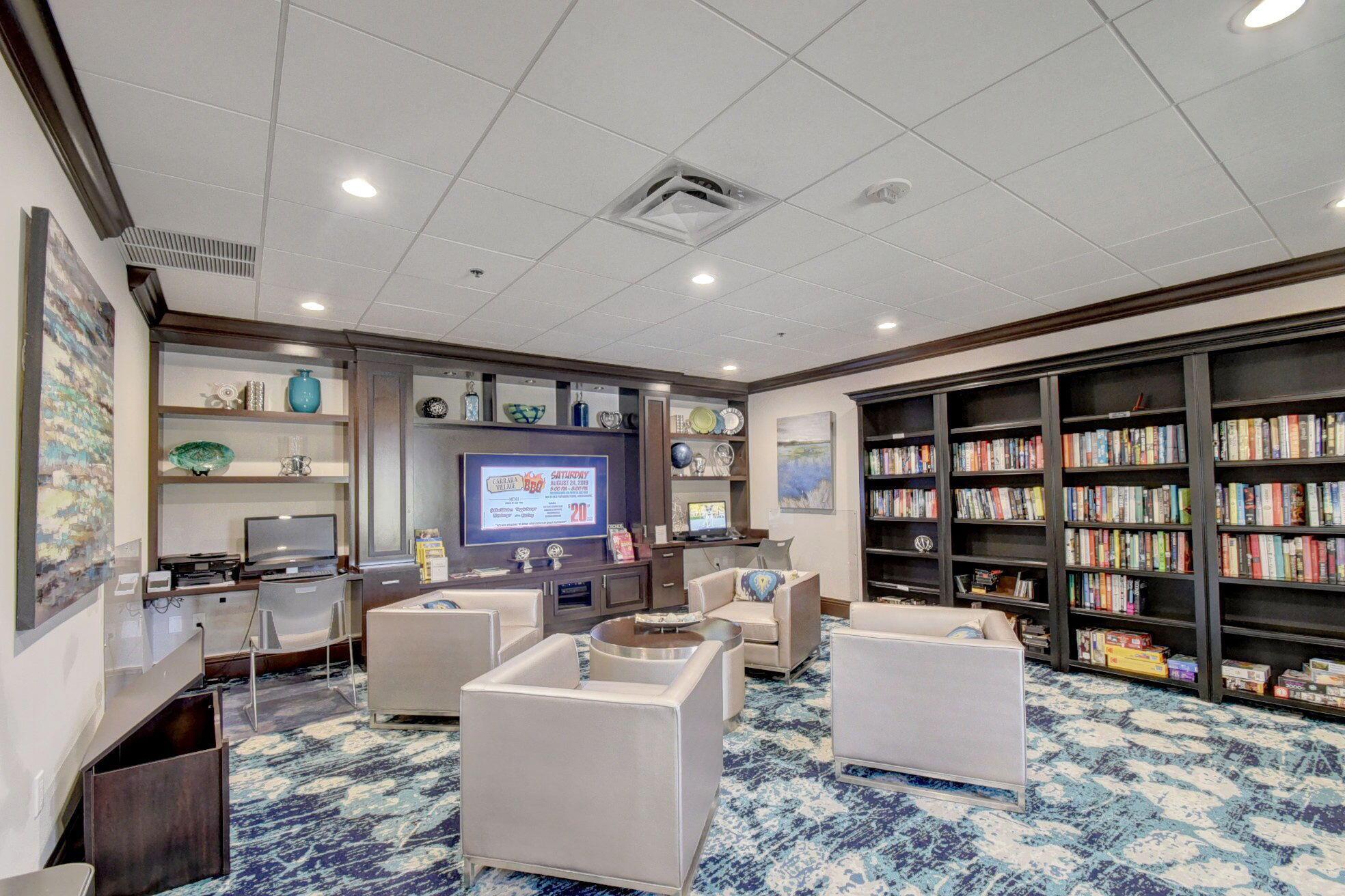 DIAMANTE VILLAGE CONDO - Residential