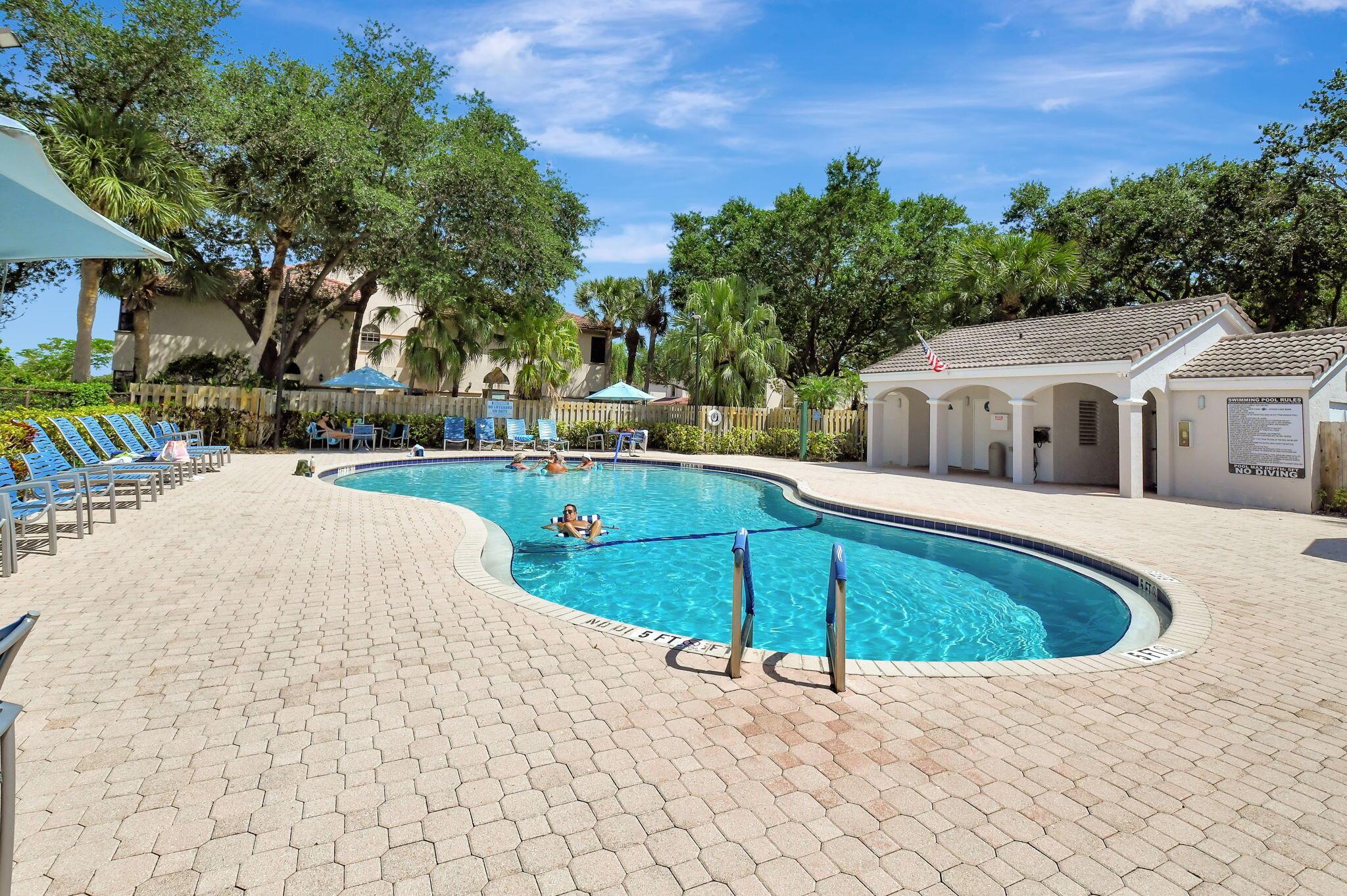 DIAMANTE VILLAGE CONDO - Residential