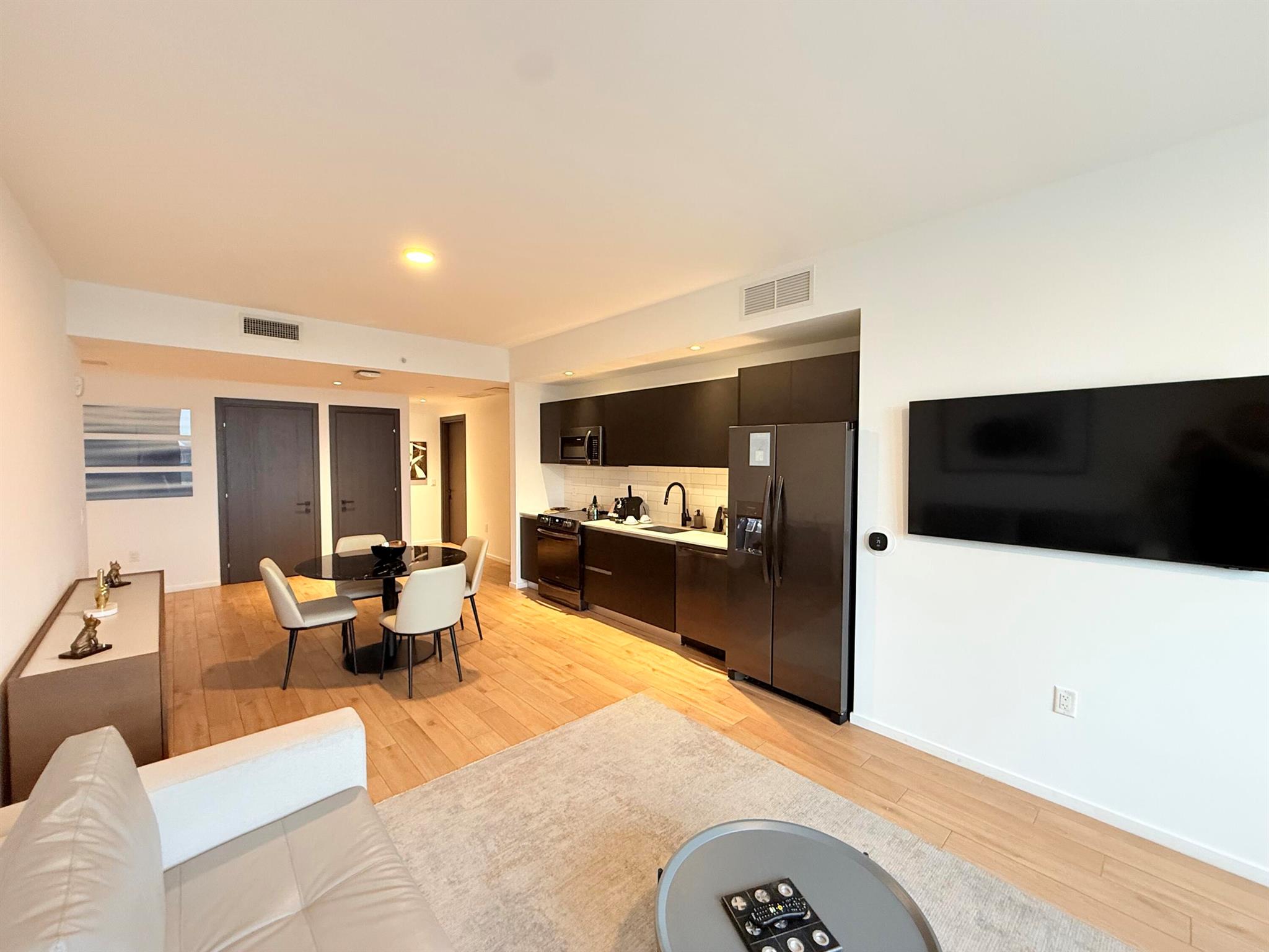 THE ELSER - Residential Lease