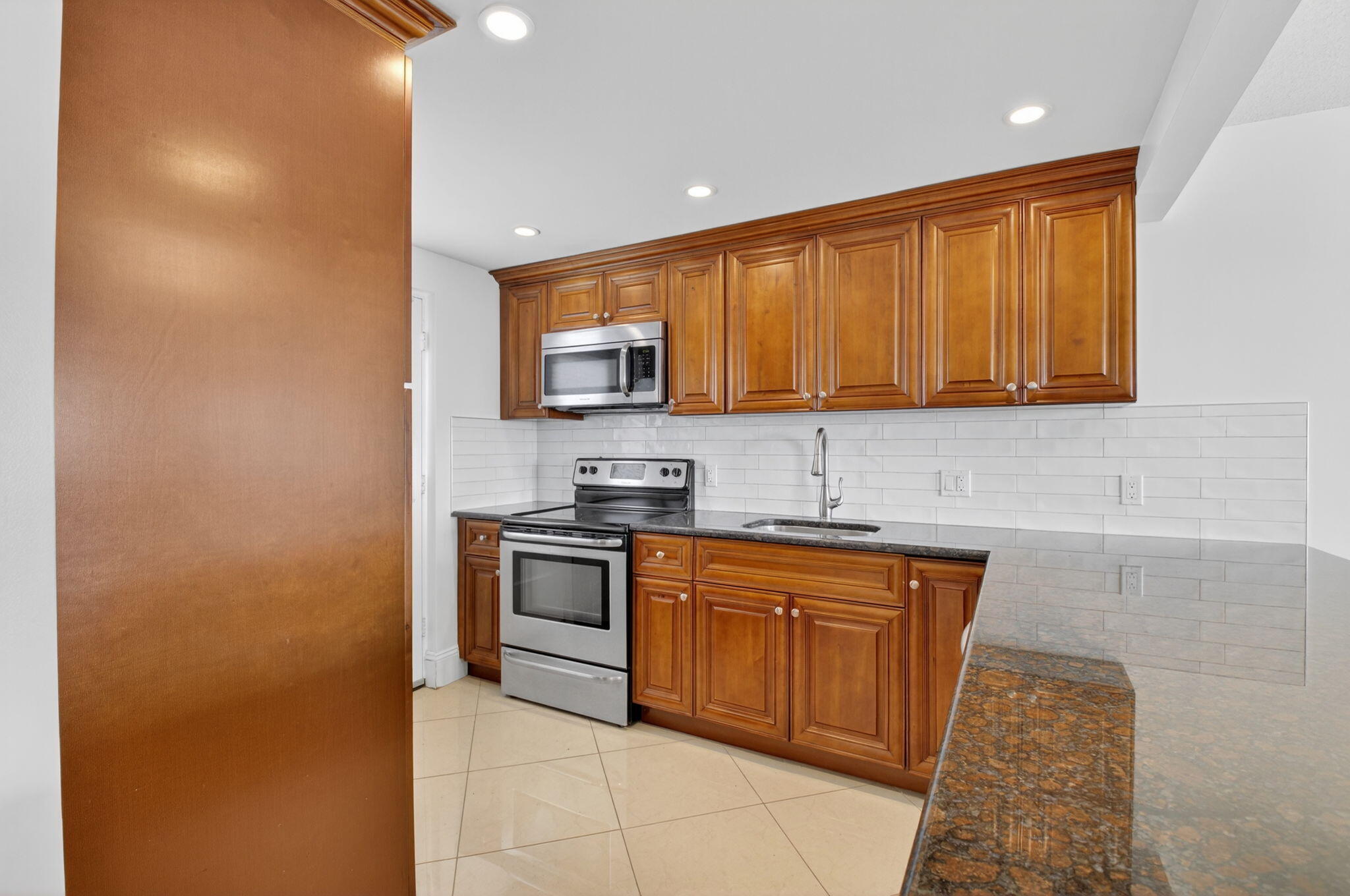 BOCA TEECA CONDO 3 - Residential