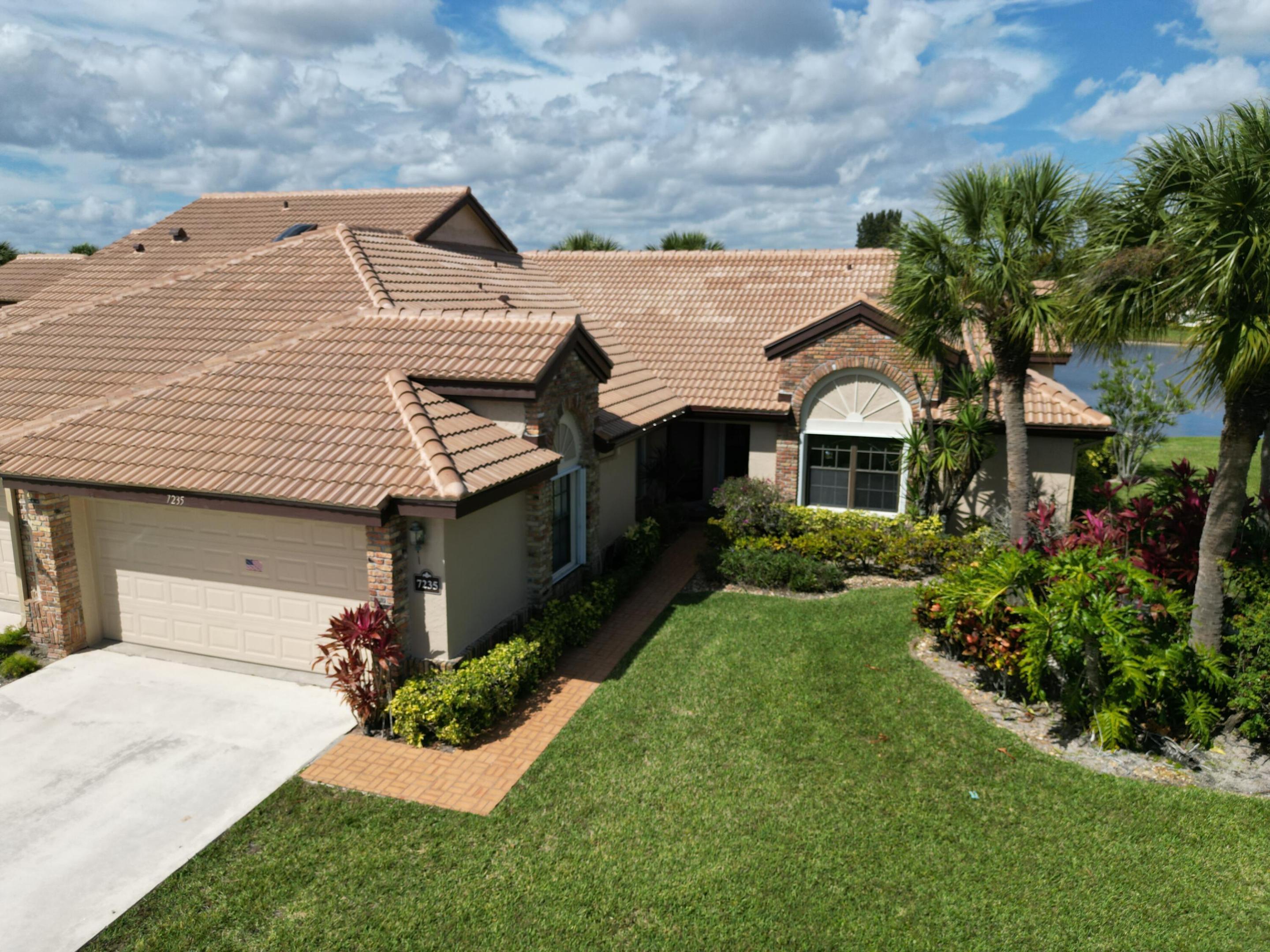 7235 SWEETBAY Court