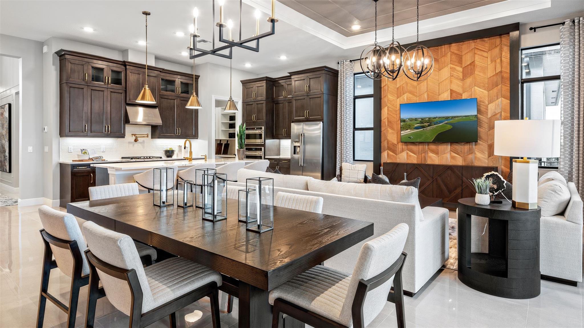 CRESSWIND PALM BEACH - Residential