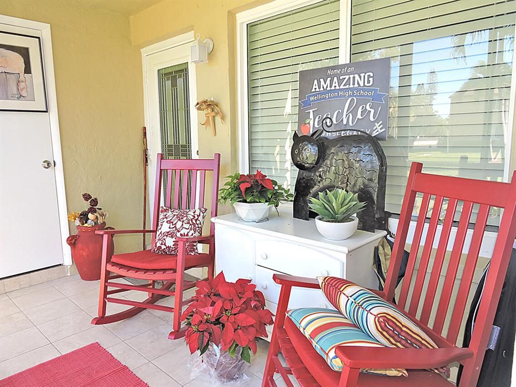 Photo of 303 Pine Ridge Circle Cir #C-1, Green Acres, FL 33463 (MLS # R10760891)