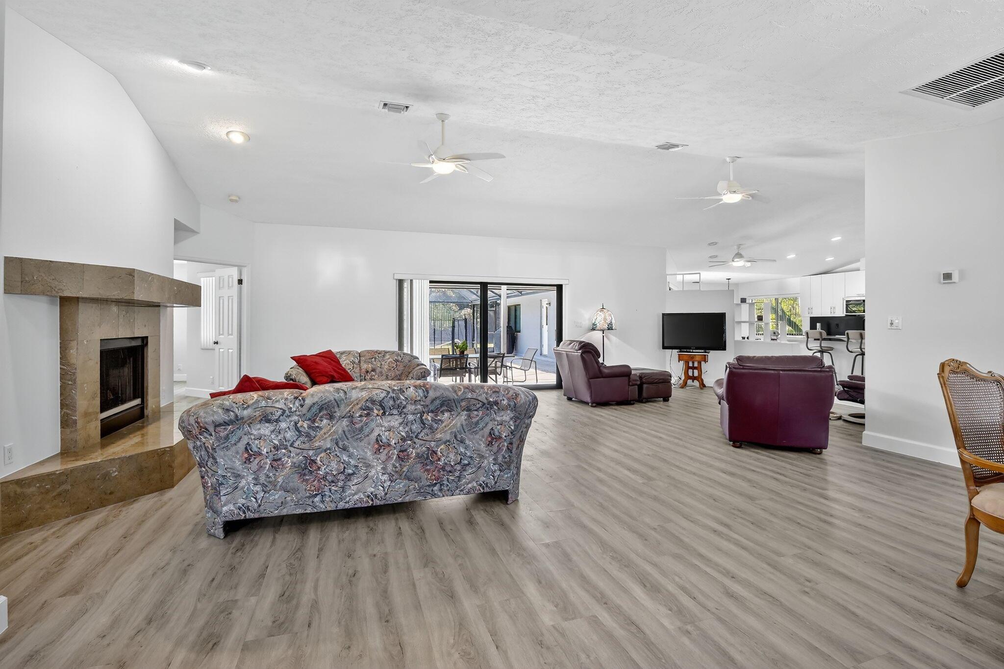 LETO ESTATES NO 3 - Residential