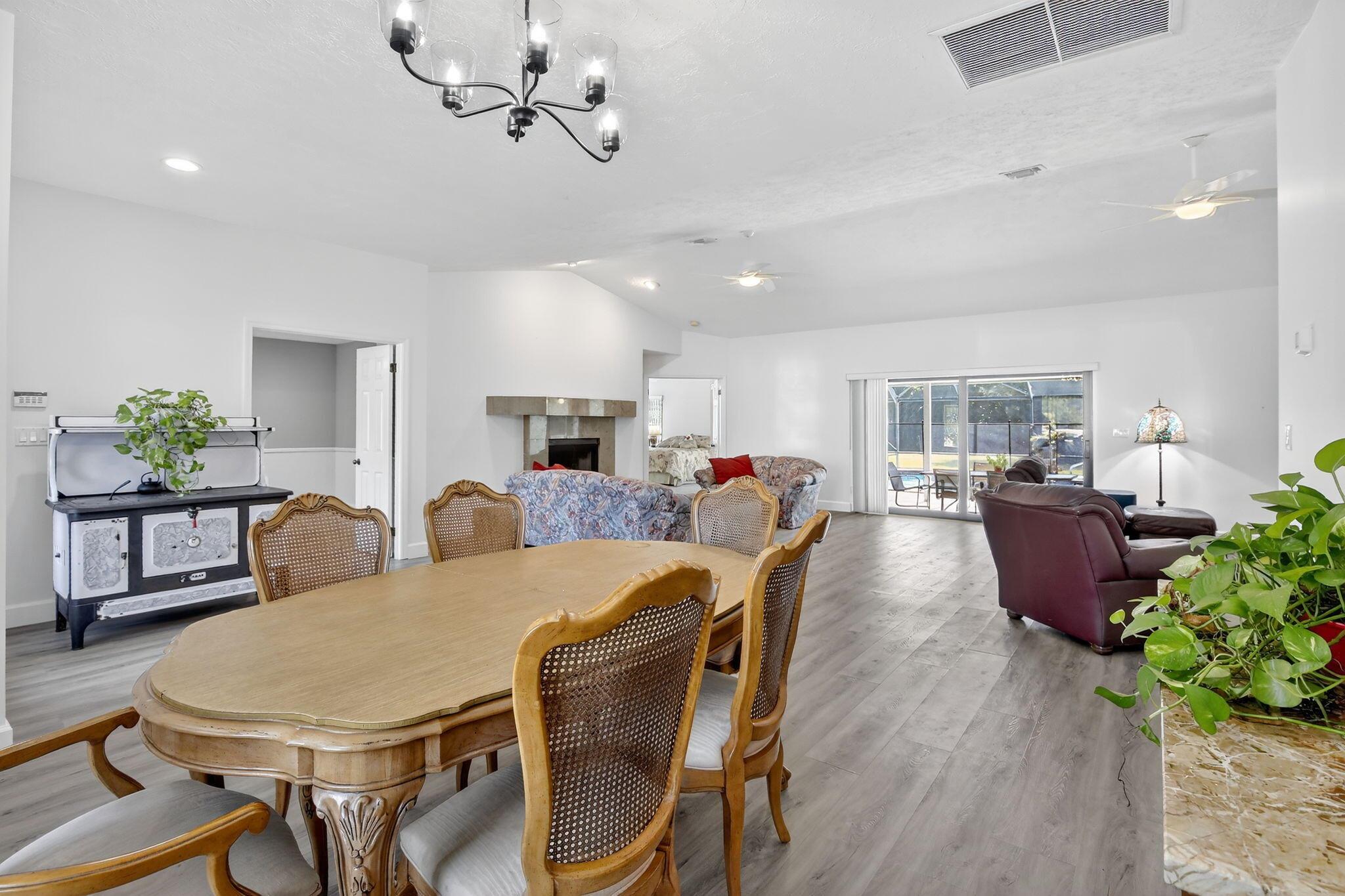 LETO ESTATES NO 3 - Residential