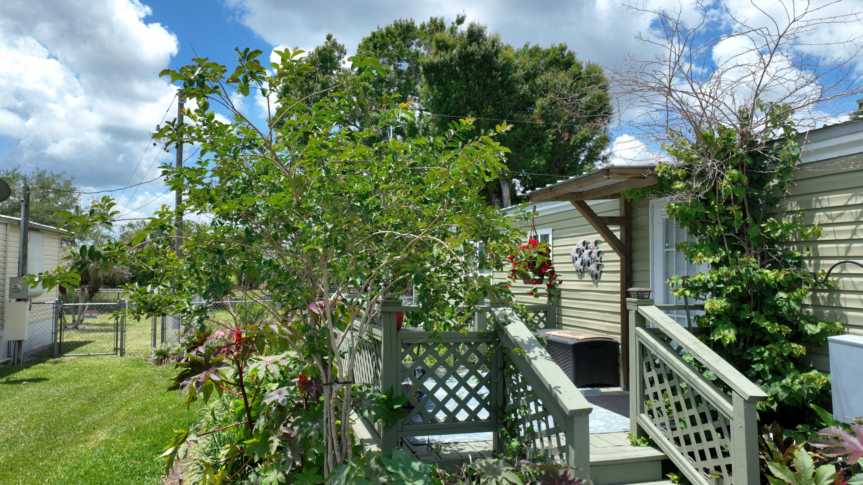 LAKEVIEW ESTATES - Residential