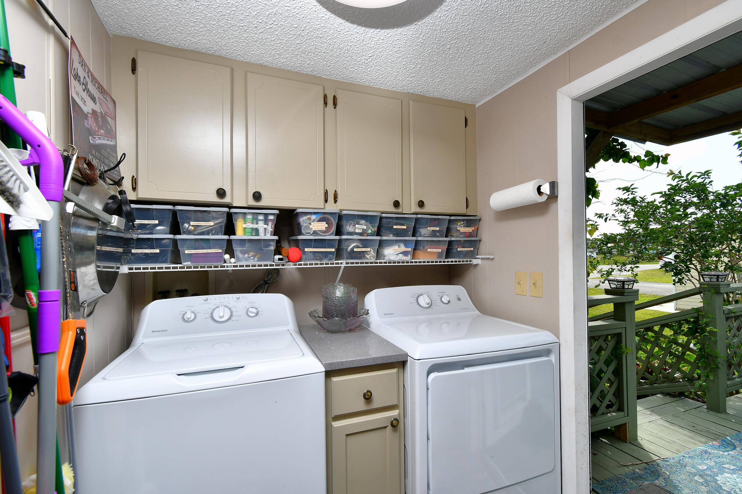 LAKEVIEW ESTATES - Residential