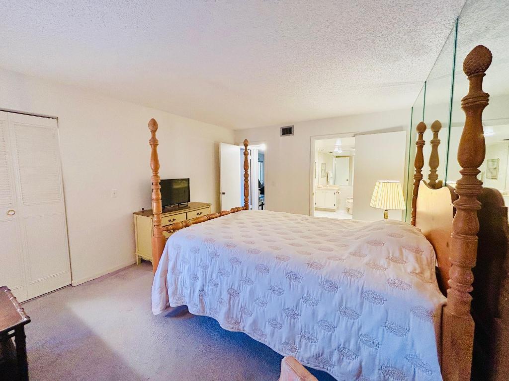 PINE RIDGE SOUTH II CONDO - Residential