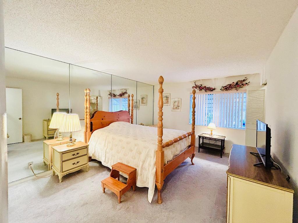 PINE RIDGE SOUTH II CONDO - Residential