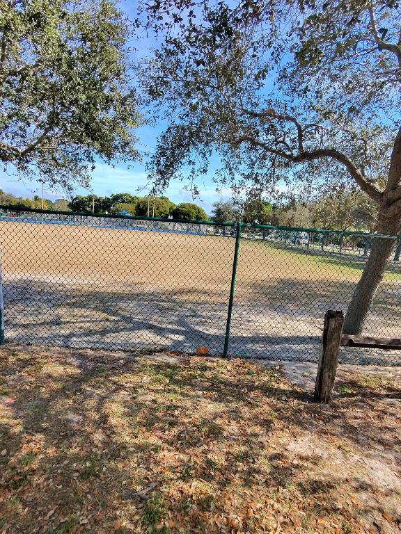 LAKE COVE OF LAKE WORTH - Residential