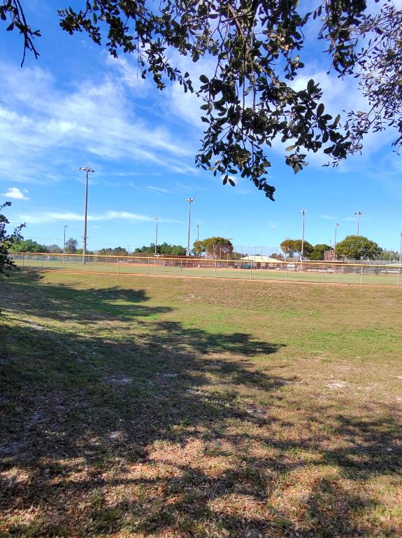 LAKE COVE OF LAKE WORTH - Residential