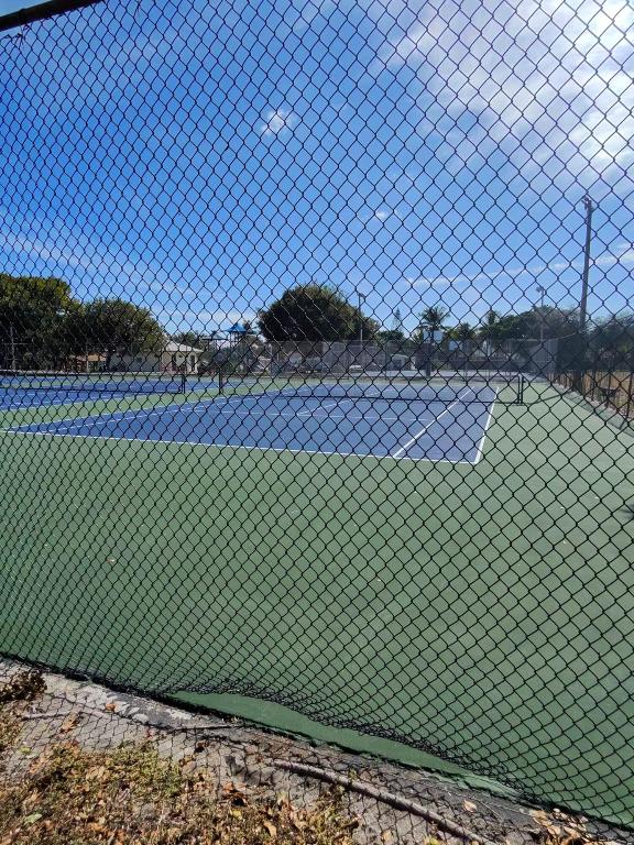 LAKE COVE OF LAKE WORTH - Residential