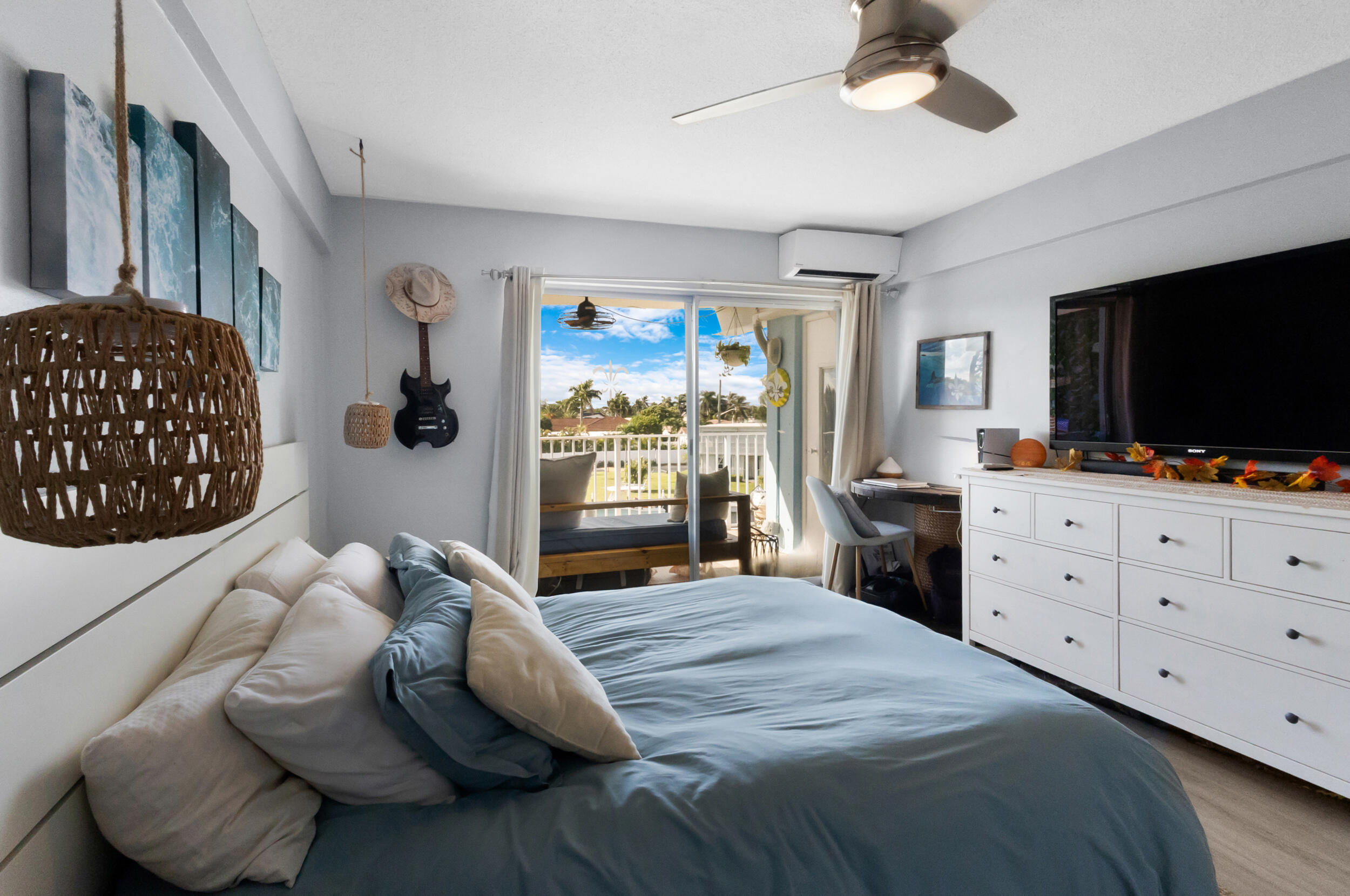 ILLINOIS APTS INC CONDO - Residential