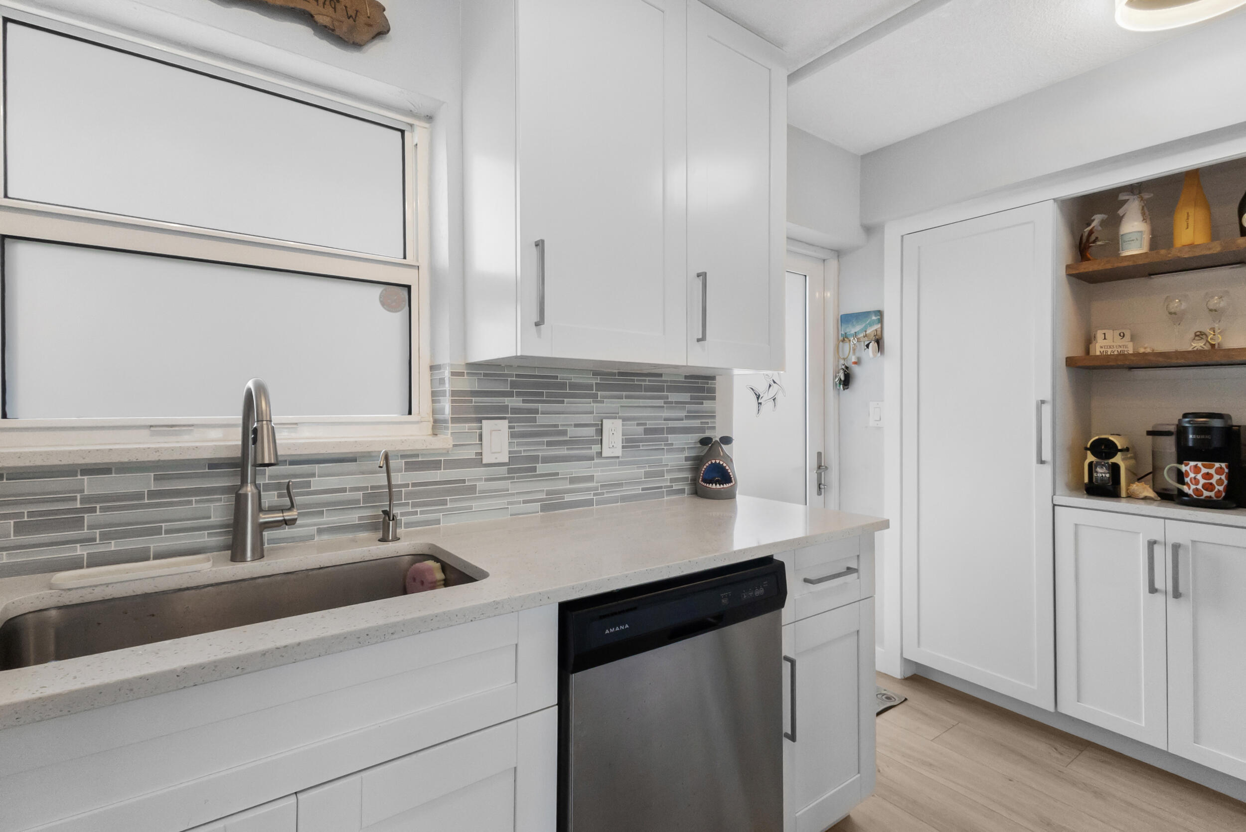 ILLINOIS APTS INC CONDO - Residential