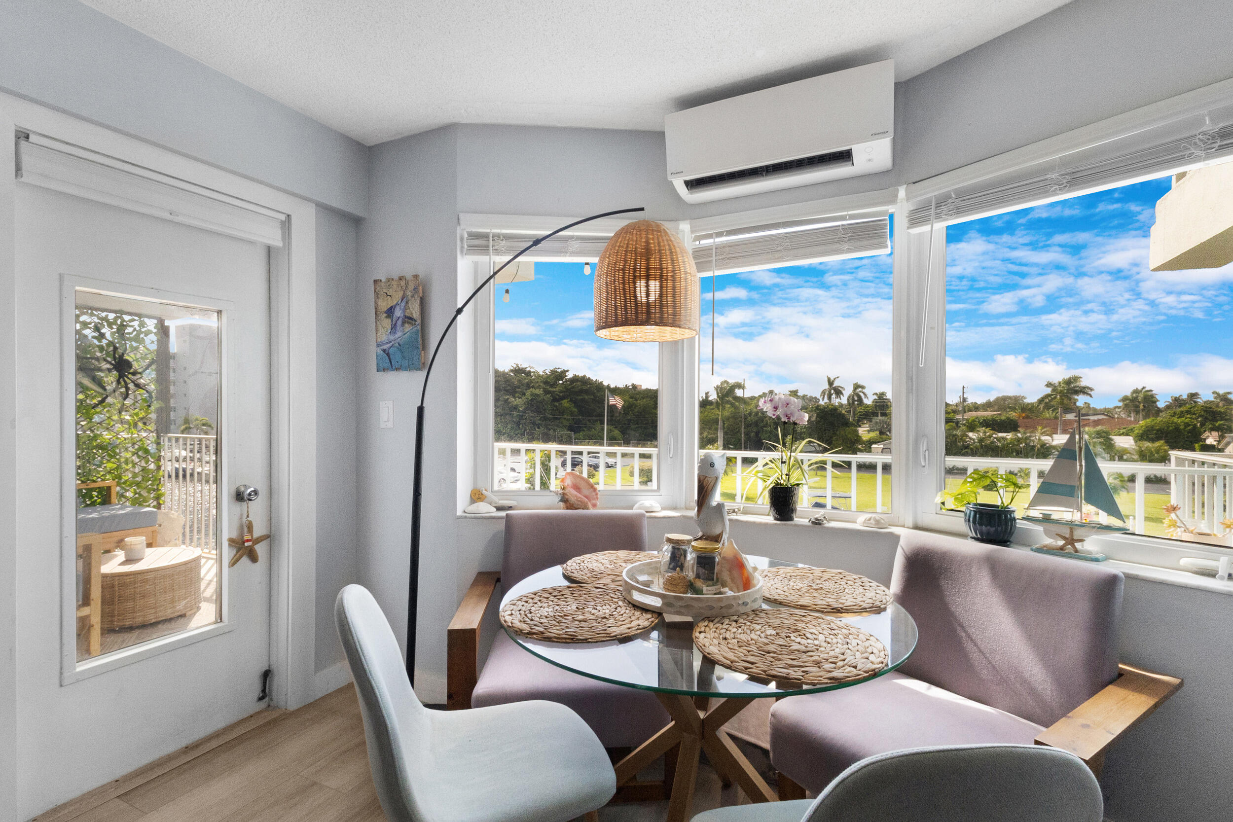 ILLINOIS APTS INC CONDO - Residential