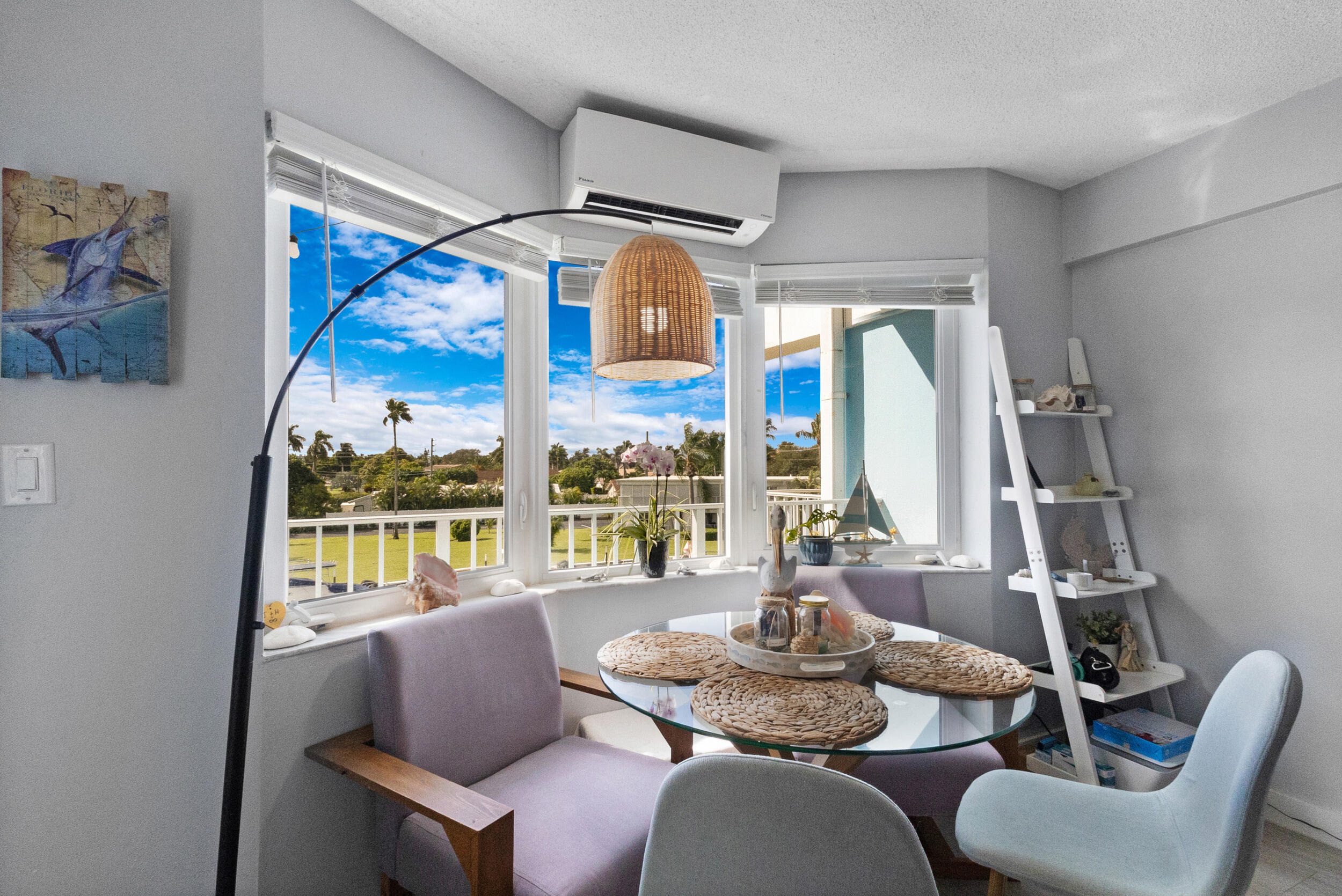 ILLINOIS APTS INC CONDO - Residential