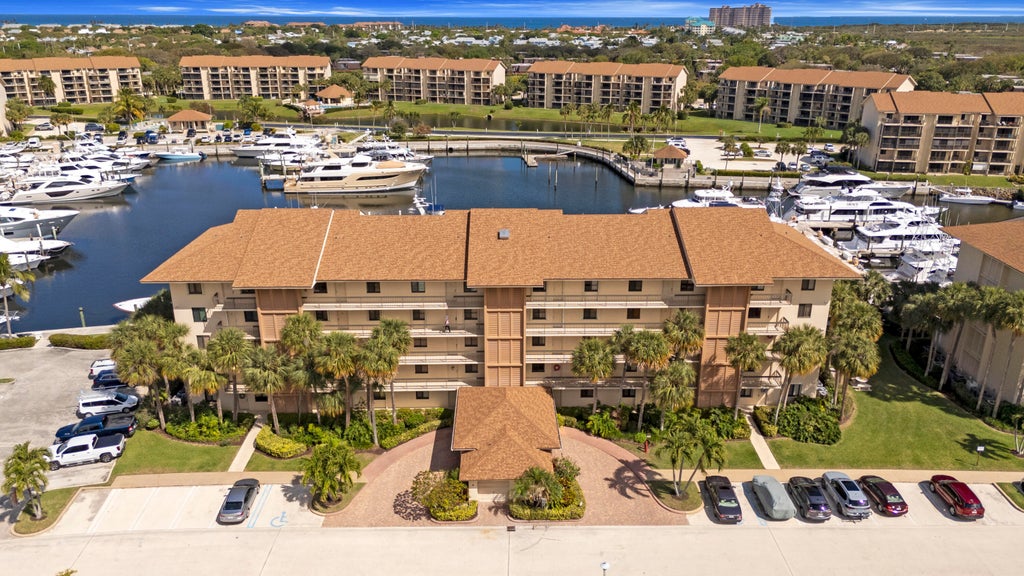 Photo of 2401 Marina Isle Way #503, Jupiter, FL 33477 (MLS # R11068240)