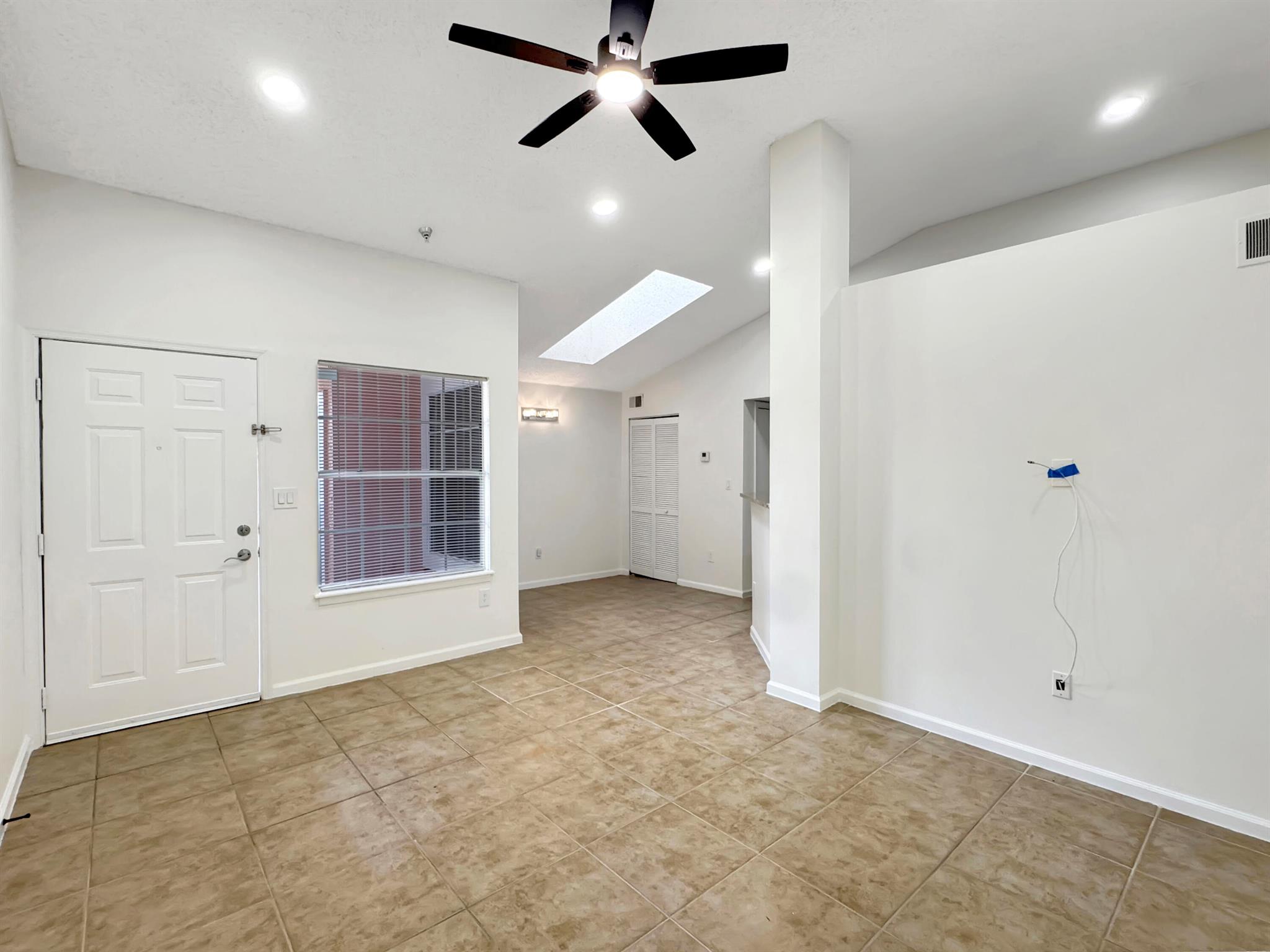 1335 Crystal Way L