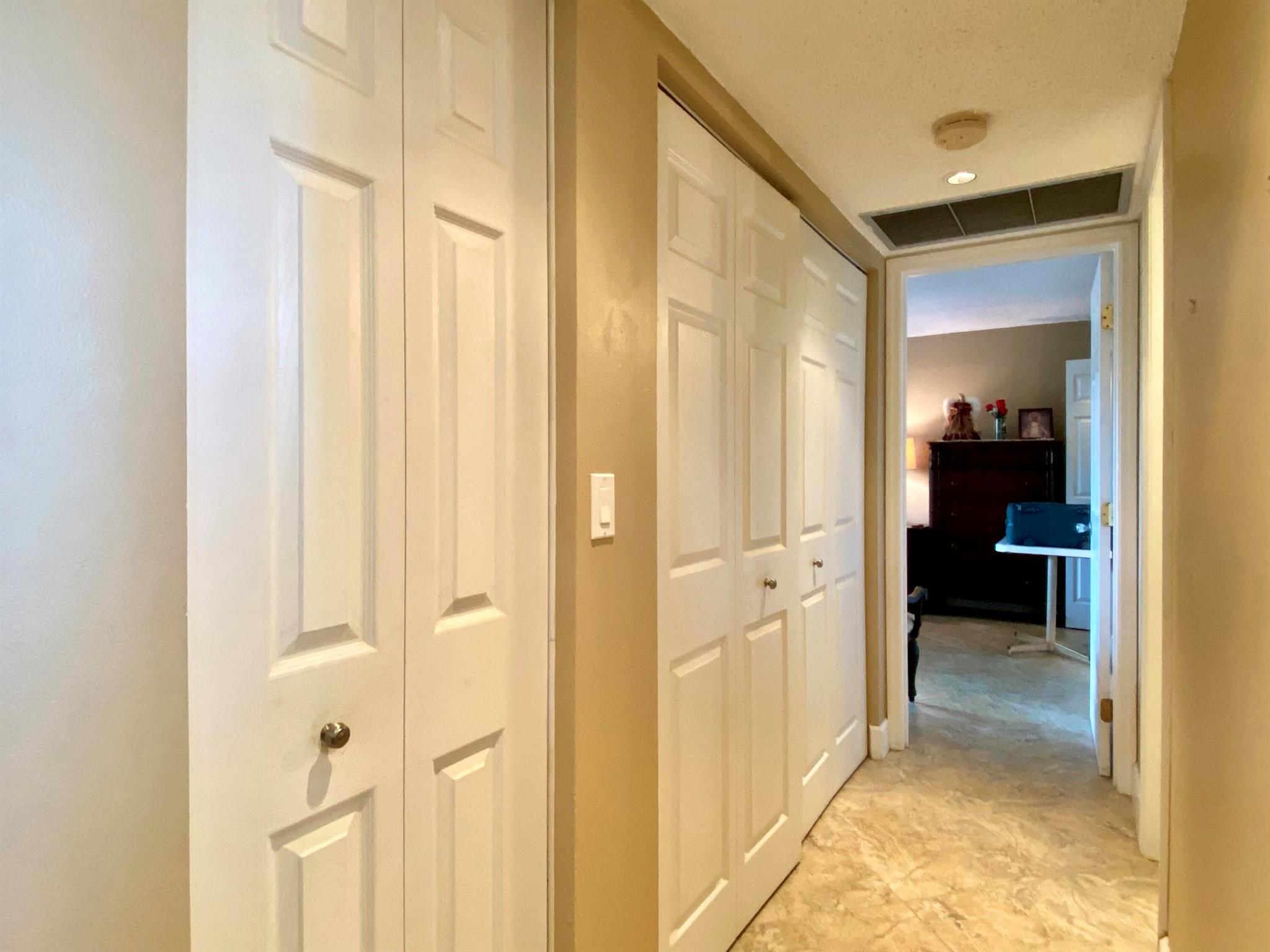 LAKESIDE VILLAGE - Residential