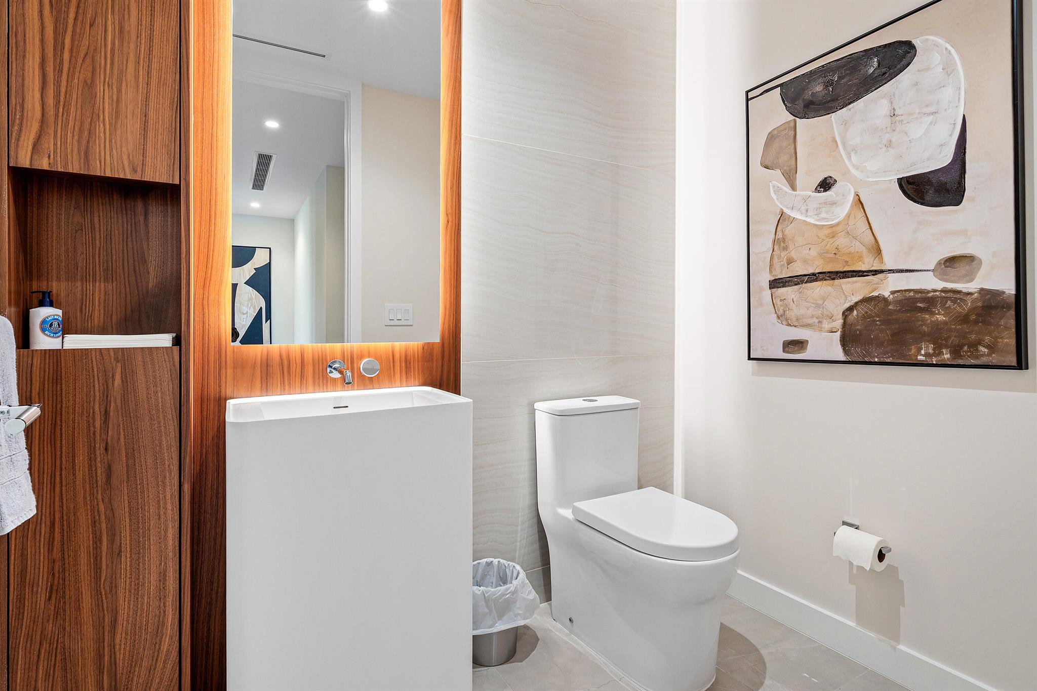 ALINA RESIDENCES - Residential Lease