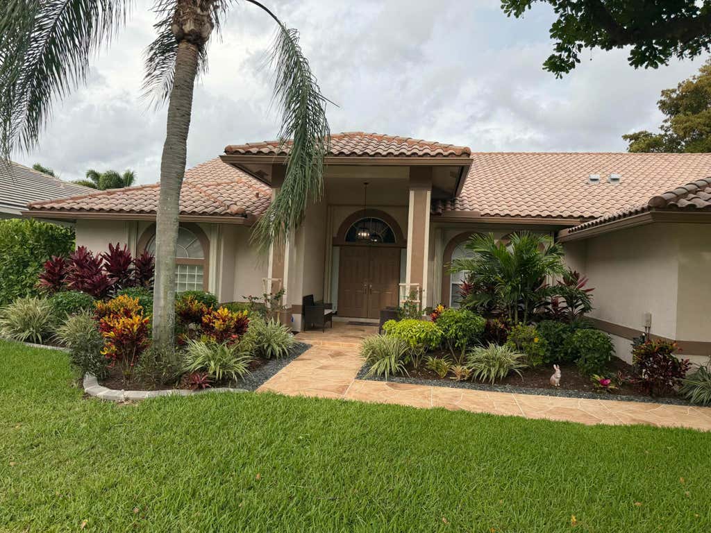 Photo of 4863 Chardonnay Drive, Coral Springs, FL 33067 (MLS # B26047756)