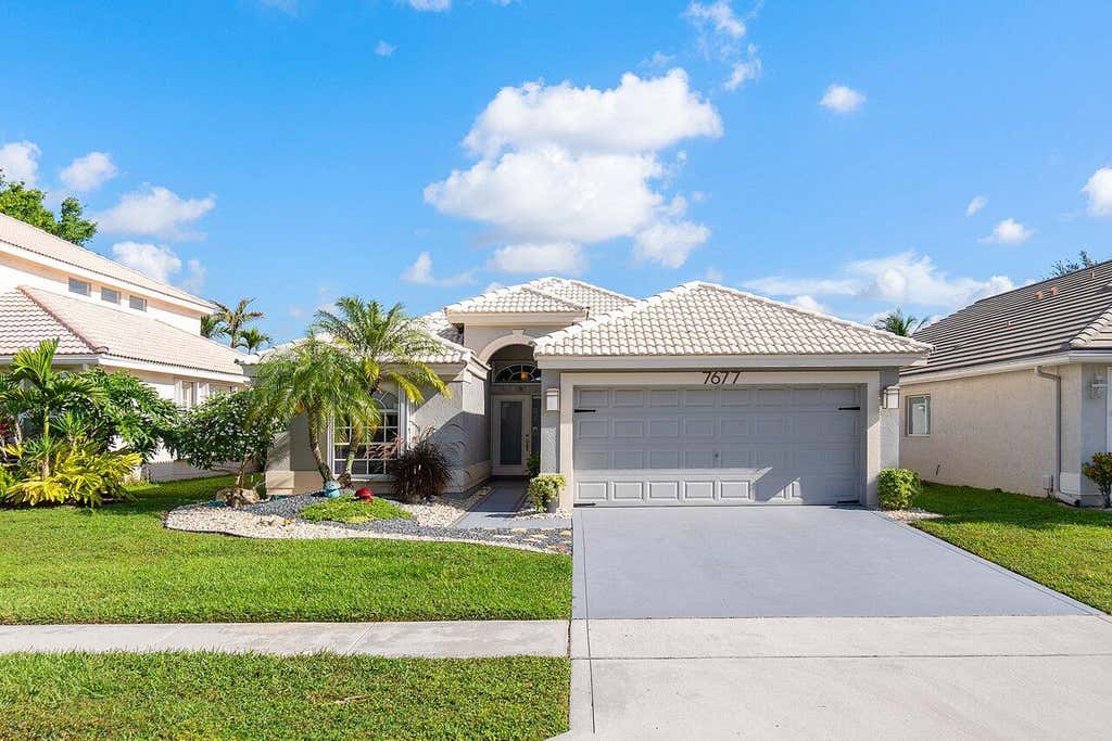 Photo of 7677 Doubleton Drive, Delray Beach, FL 33446 (MLS # R10974540)