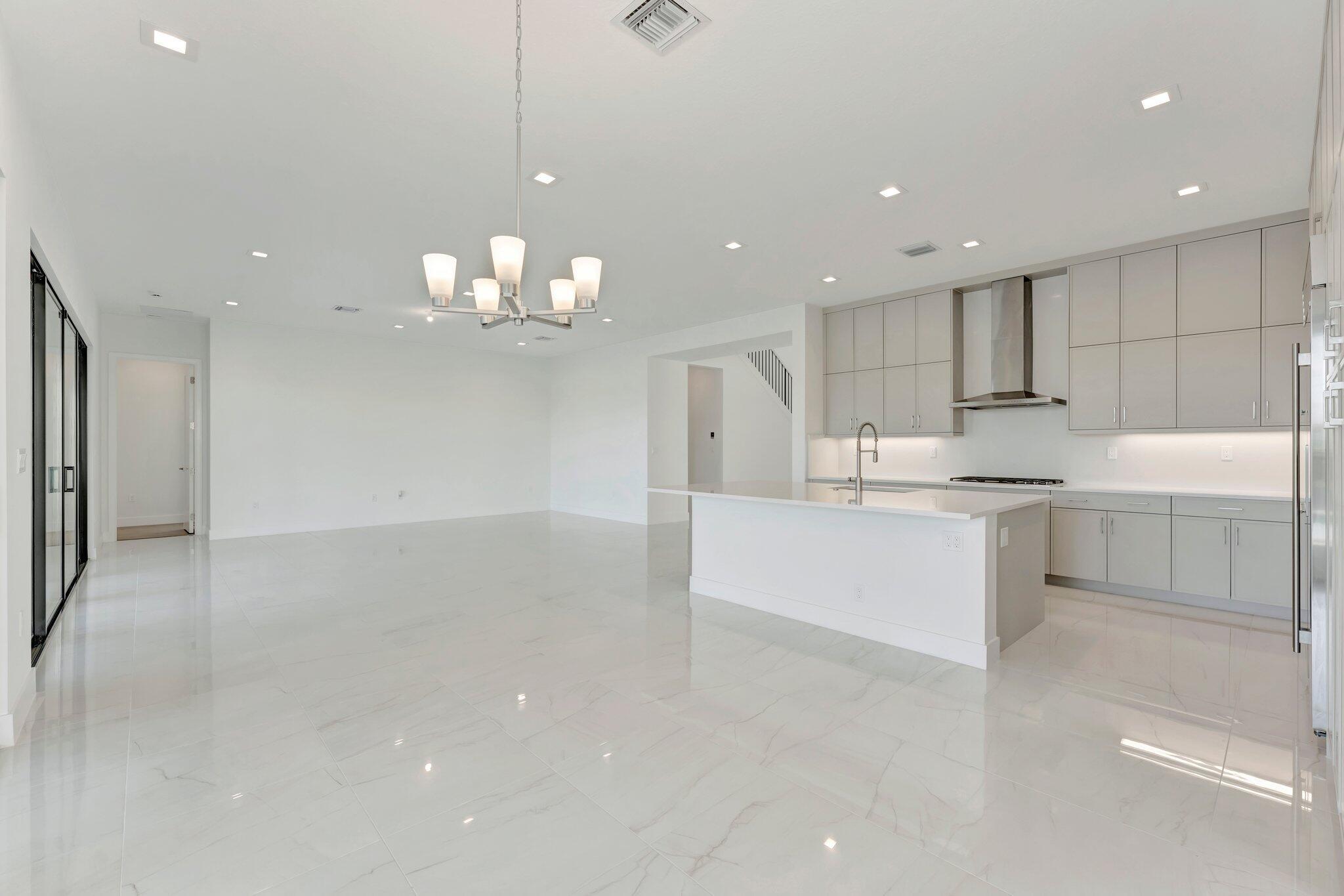 LOTUS EDGE - Residential